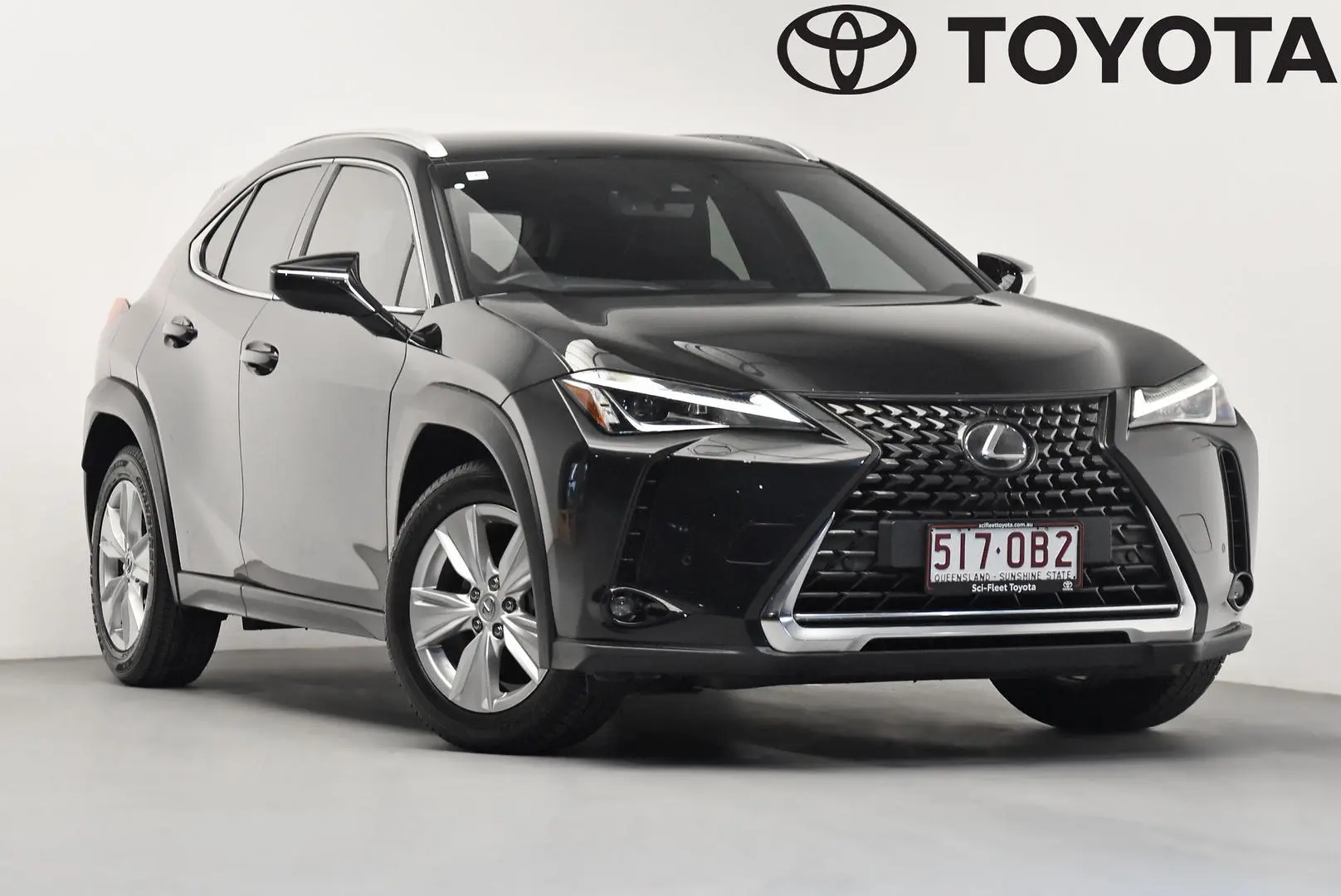 2019 Lexus UX Gallery Image 1