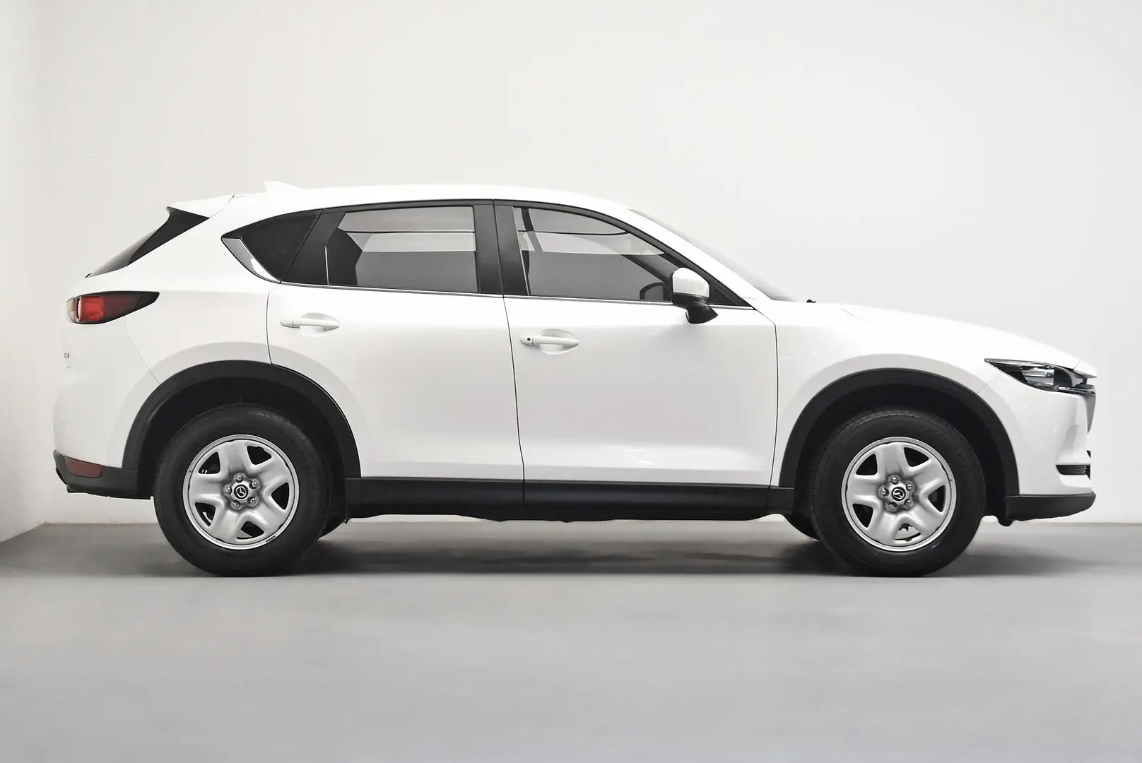 2019 Mazda CX-5 Gallery Image 3