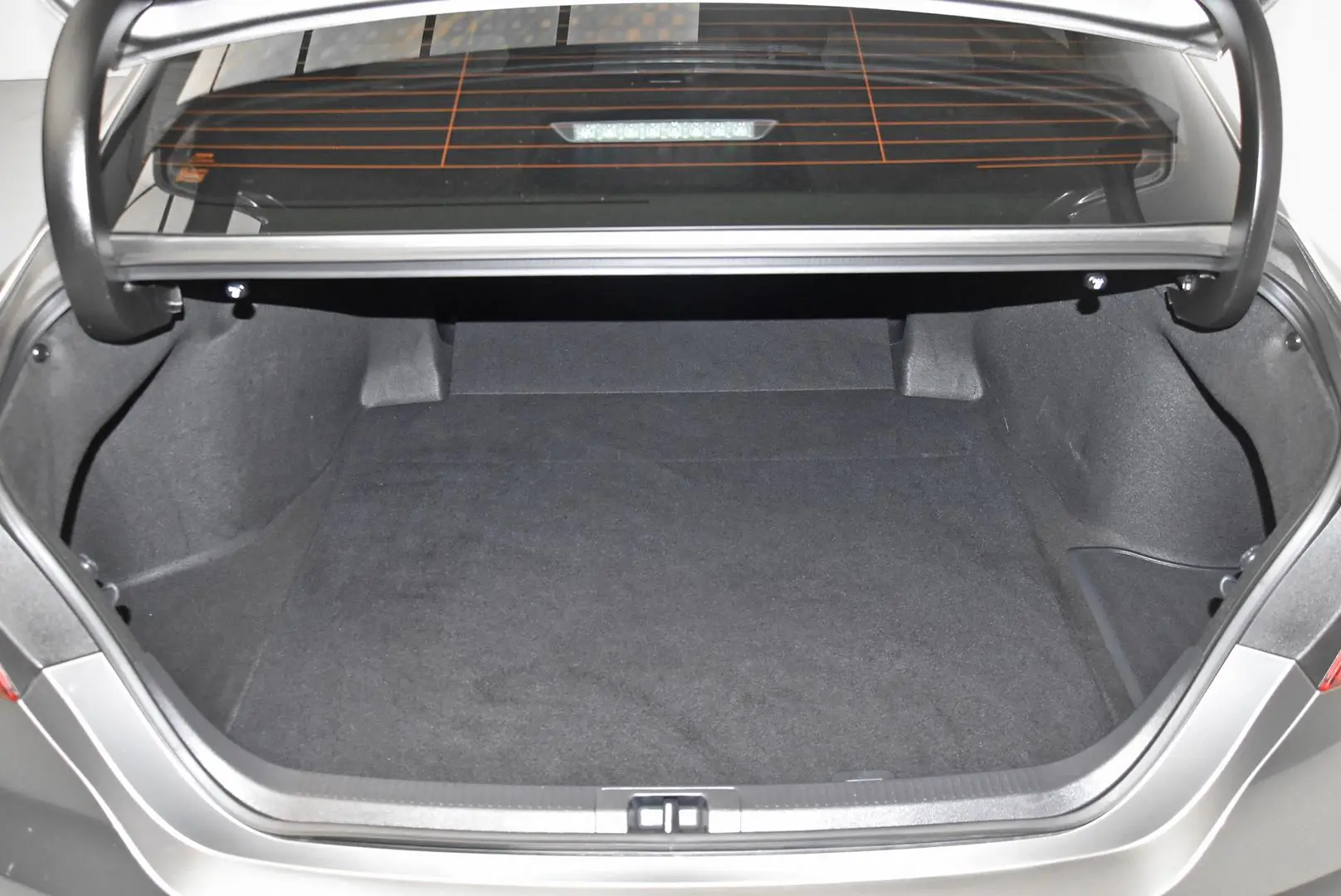 2023 Toyota Camry Gallery Image 19