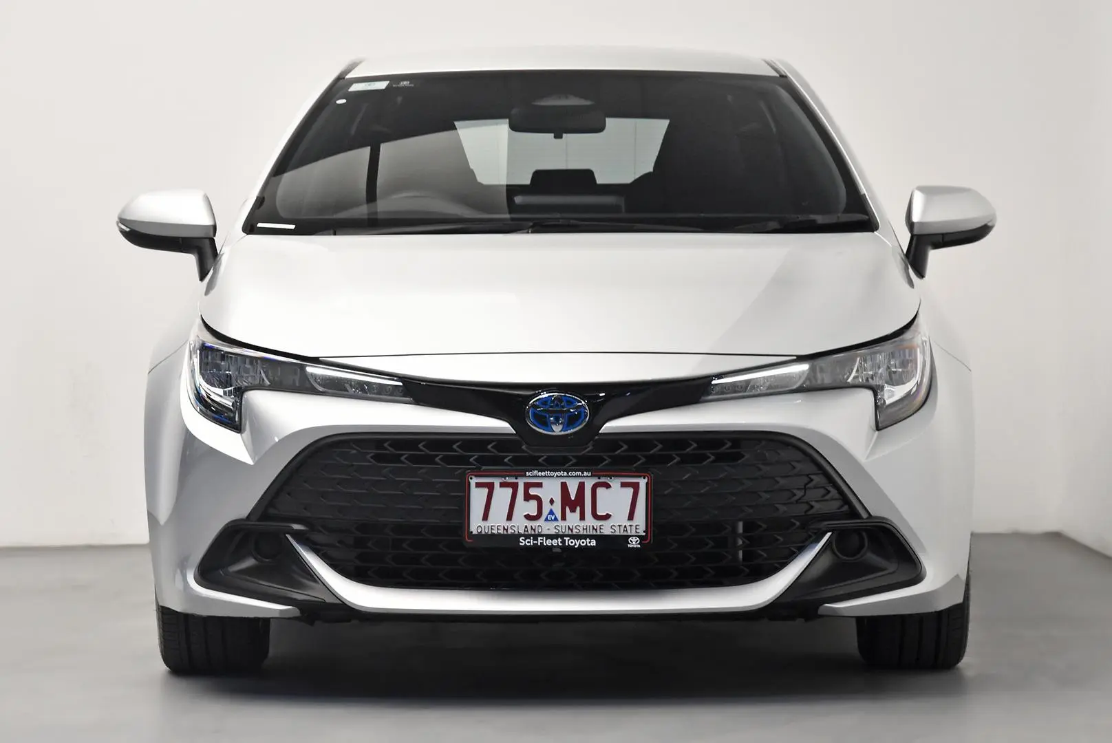 2025 Toyota Corolla Gallery Image 2