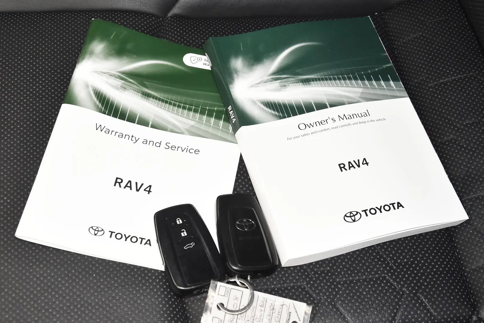 2021 Toyota RAV4 Gallery Image 21