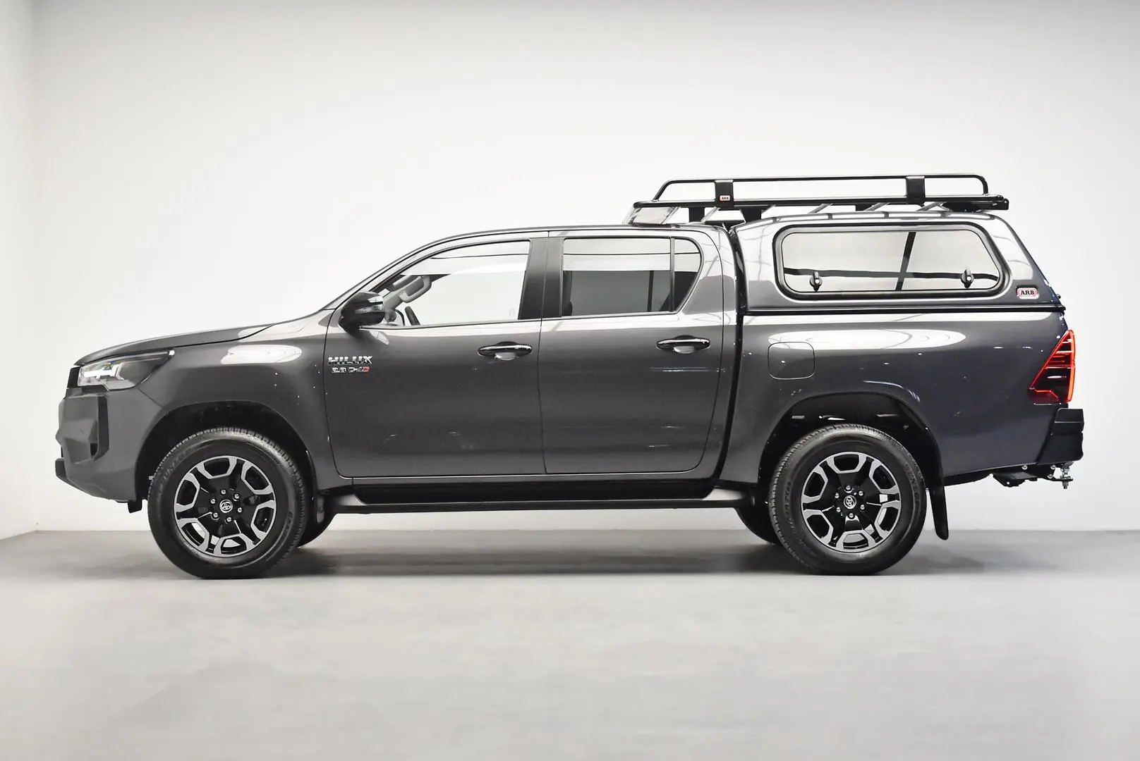 2024 Toyota Hilux Gallery Image 4