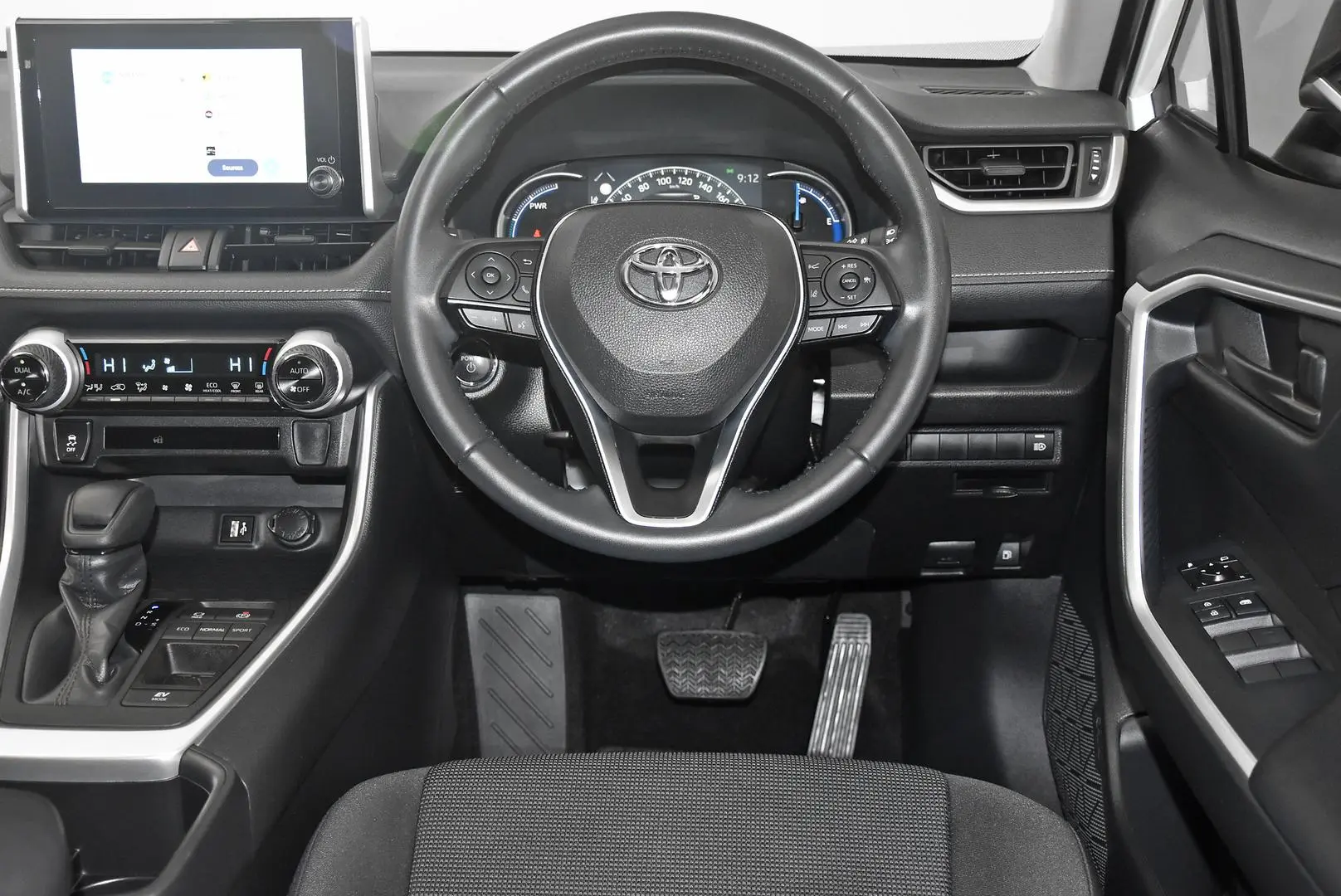 2024 Toyota RAV4 Gallery Image 15
