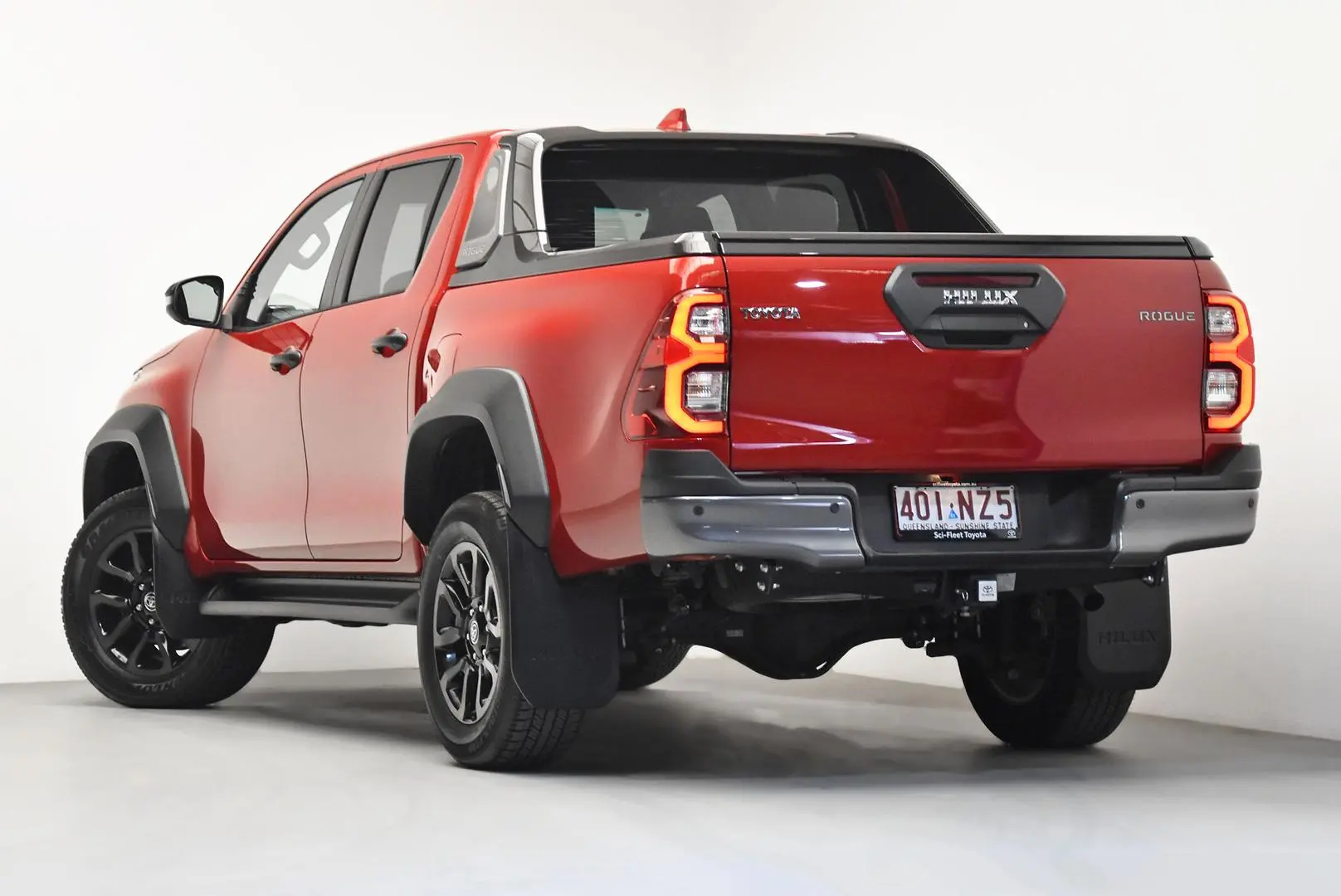 2024 Toyota Hilux Gallery Image 5