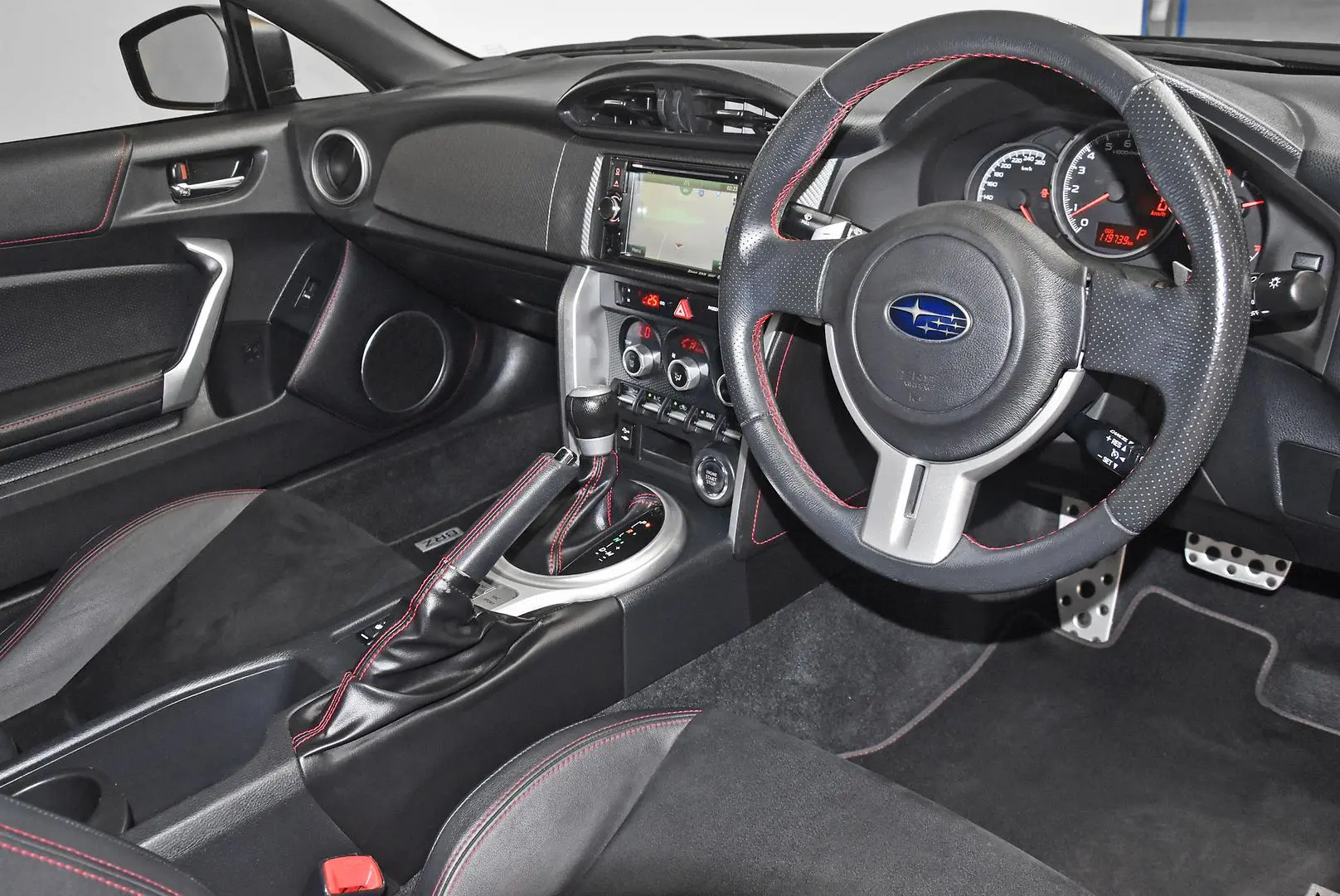 2016 Subaru BRZ Gallery Image 8