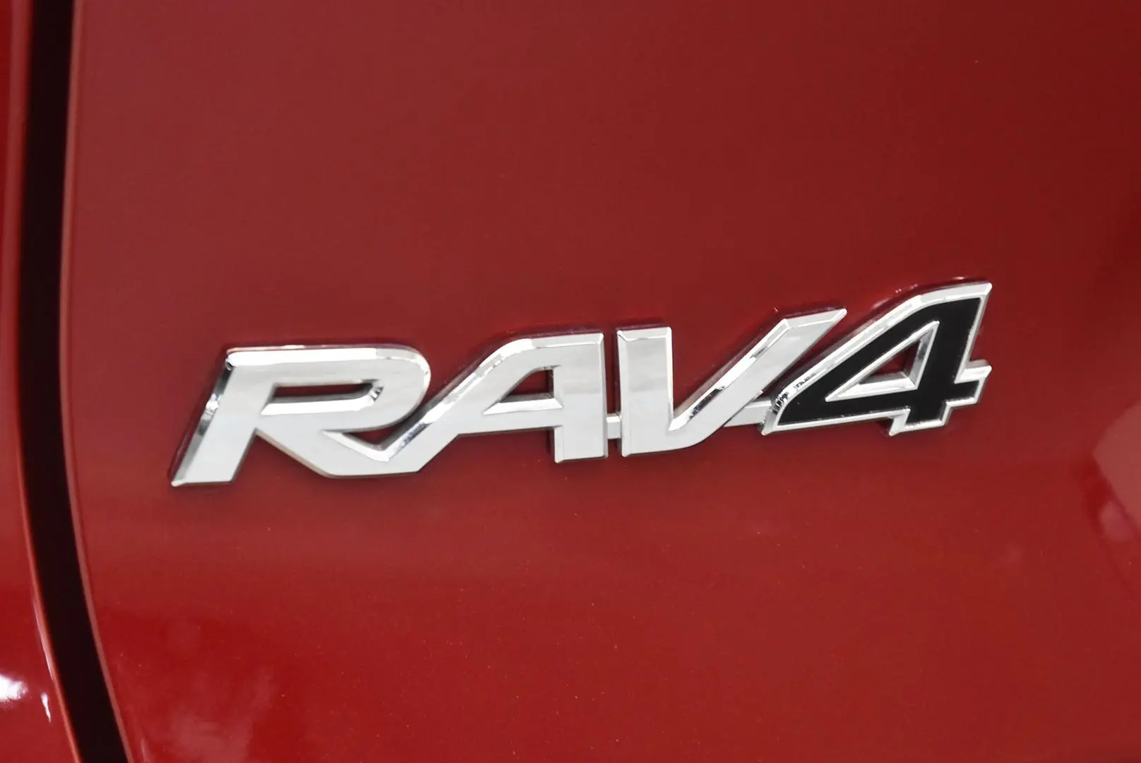 2024 Toyota RAV4 Gallery Image 7