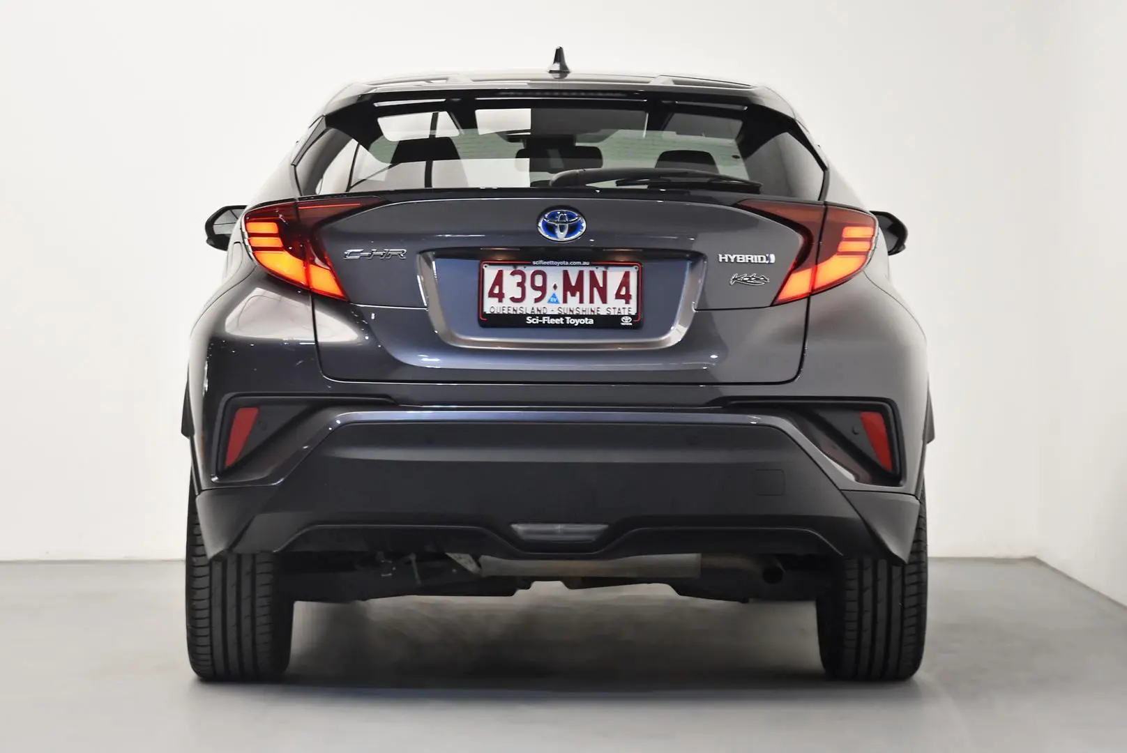 2022 Toyota C-HR Gallery Image 6