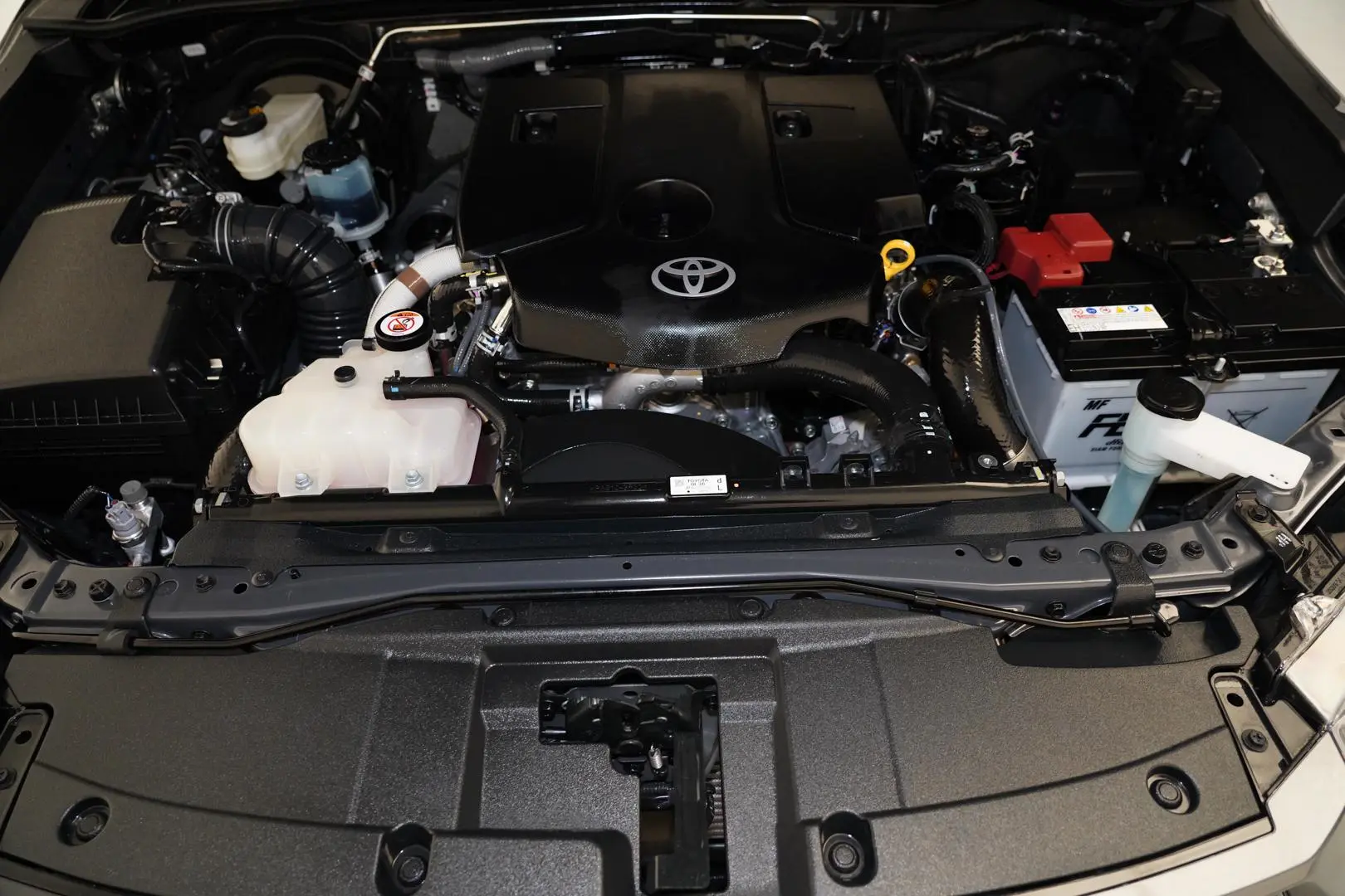 2024 Toyota Hilux Gallery Image 23