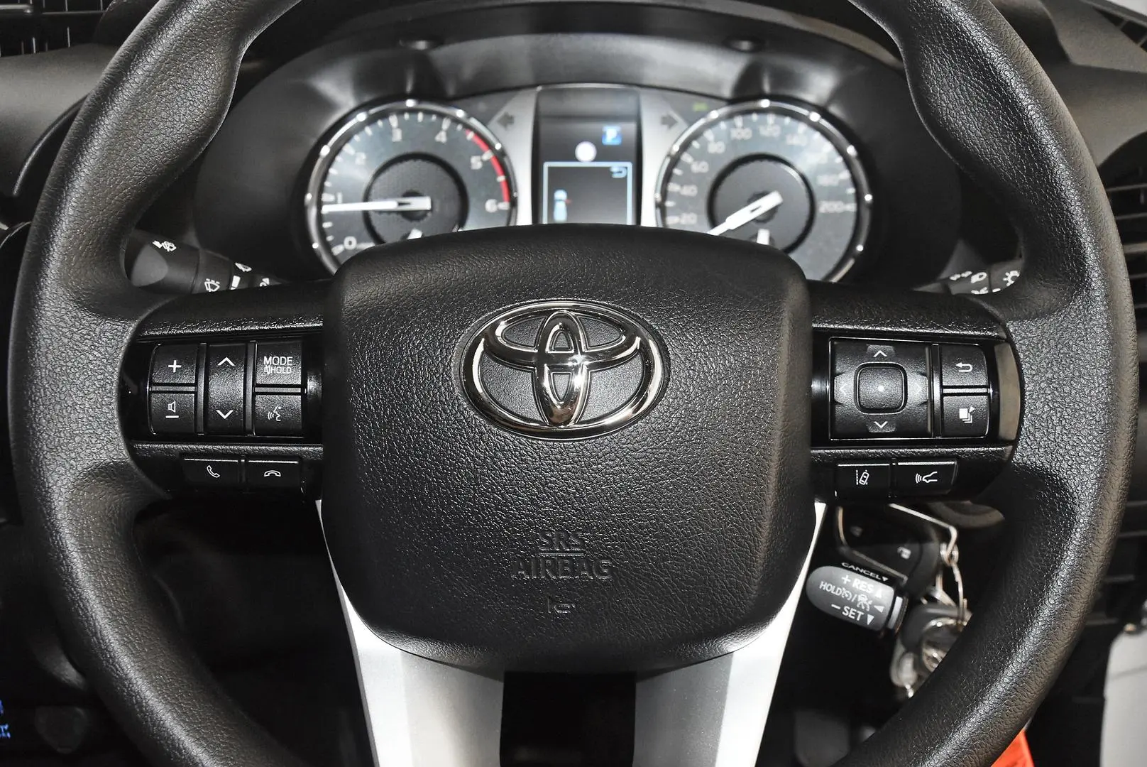 2024 Toyota Hilux Gallery Image 14