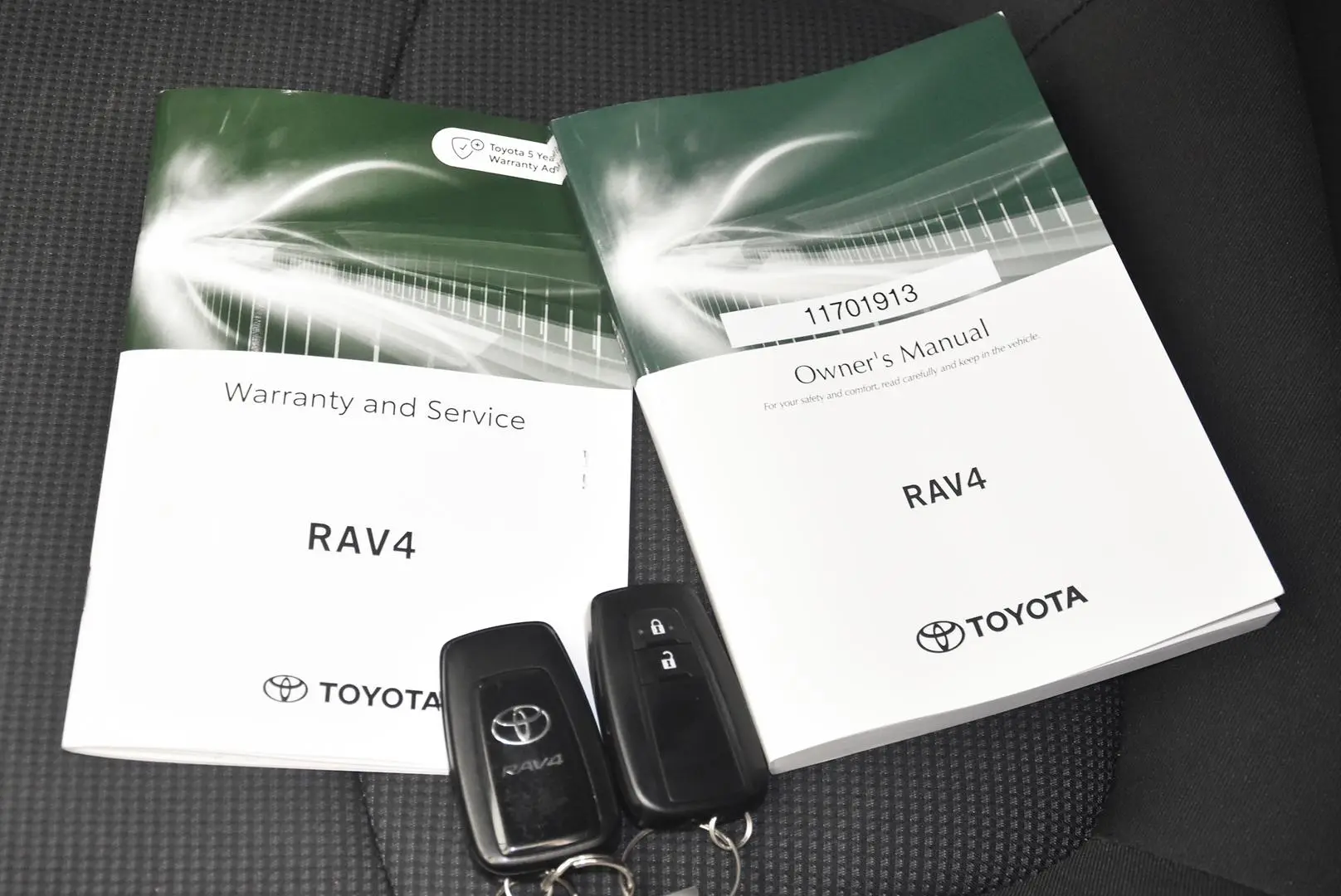 2024 Toyota RAV4 Gallery Image 19
