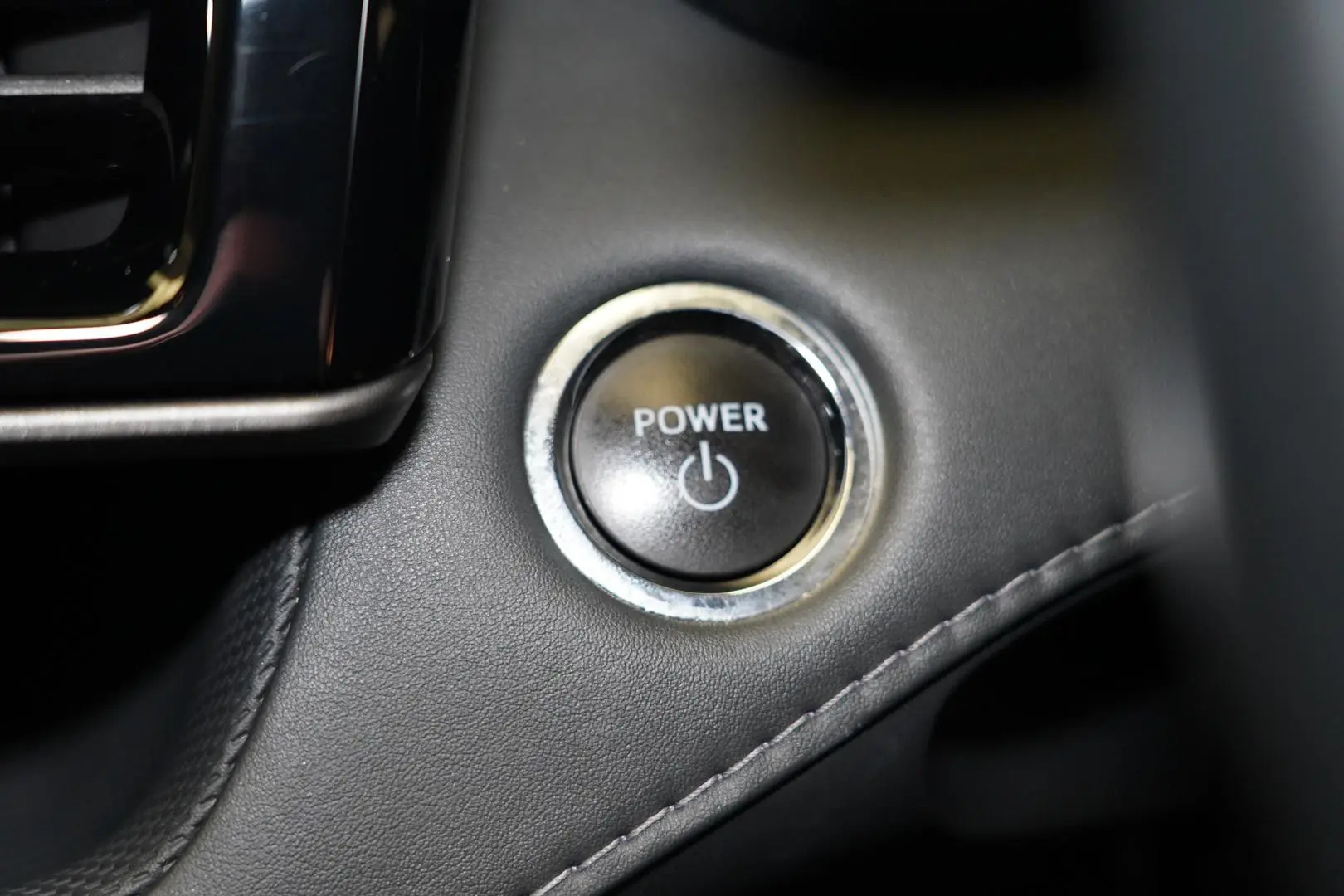 2023 Toyota Kluger Gallery Image 18
