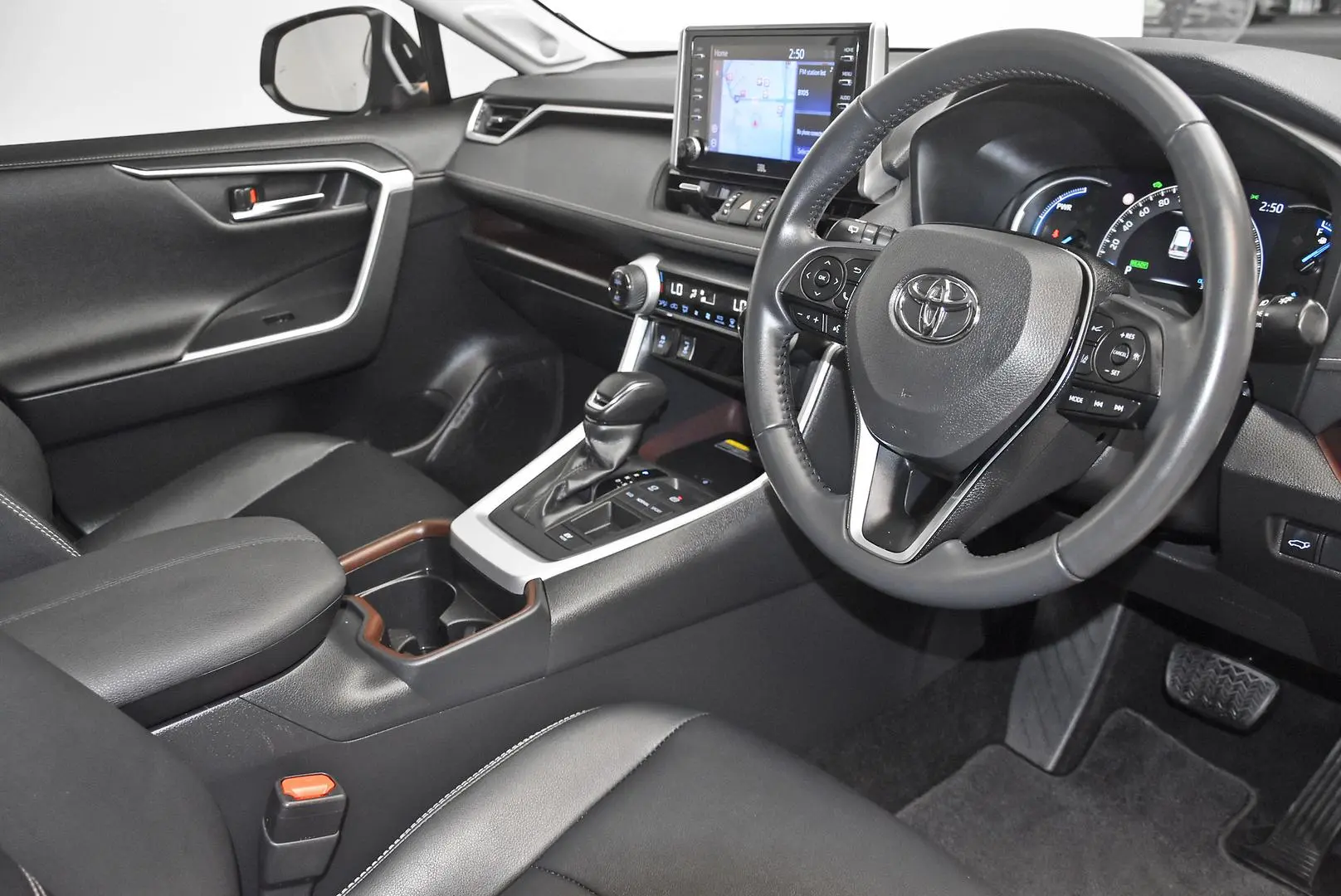 2021 Toyota Rav4 Gallery Image 9