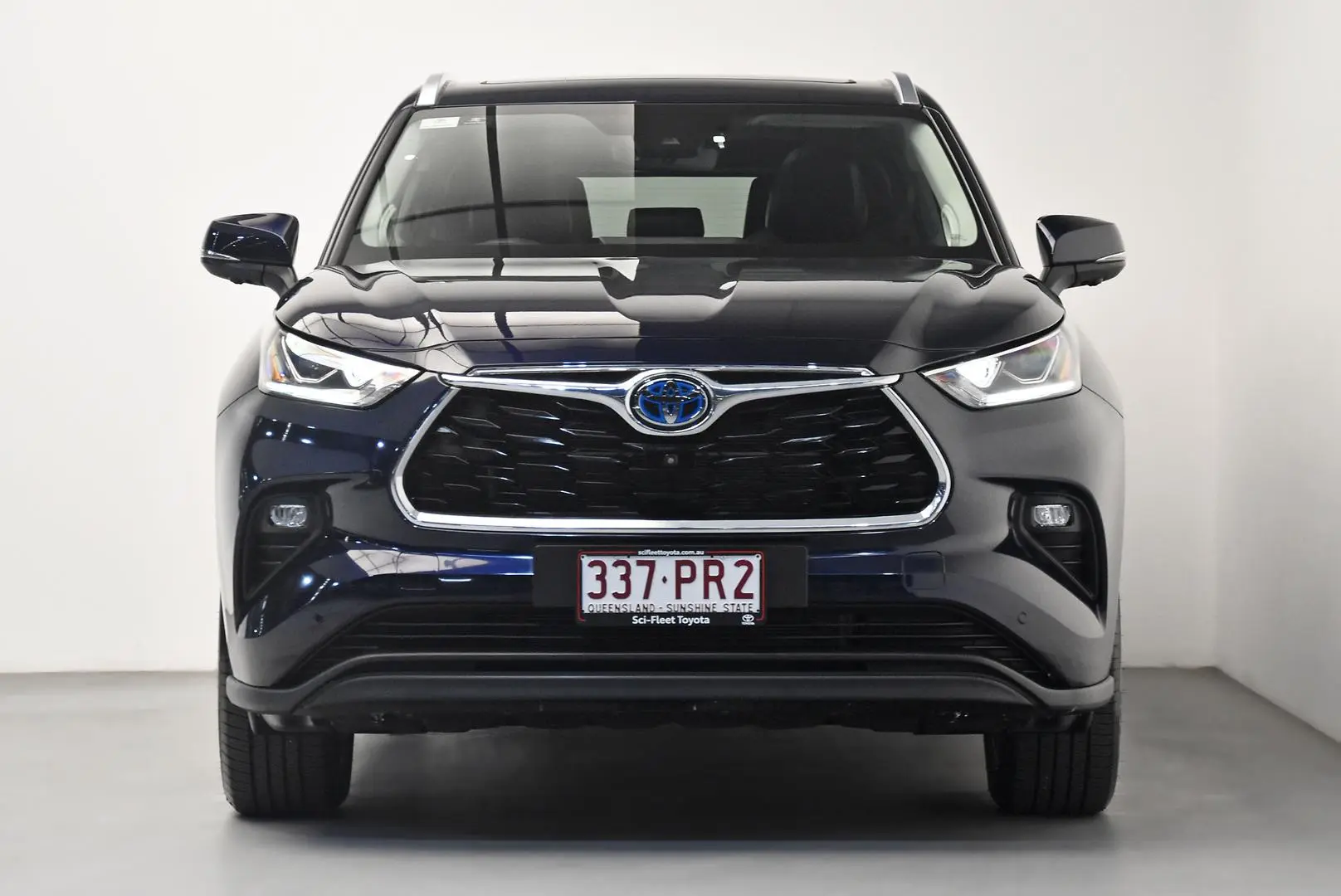 2025 Toyota Kluger Gallery Image 2