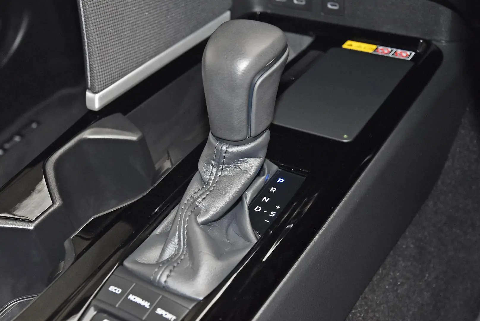 2024 Toyota Camry Gallery Image 13