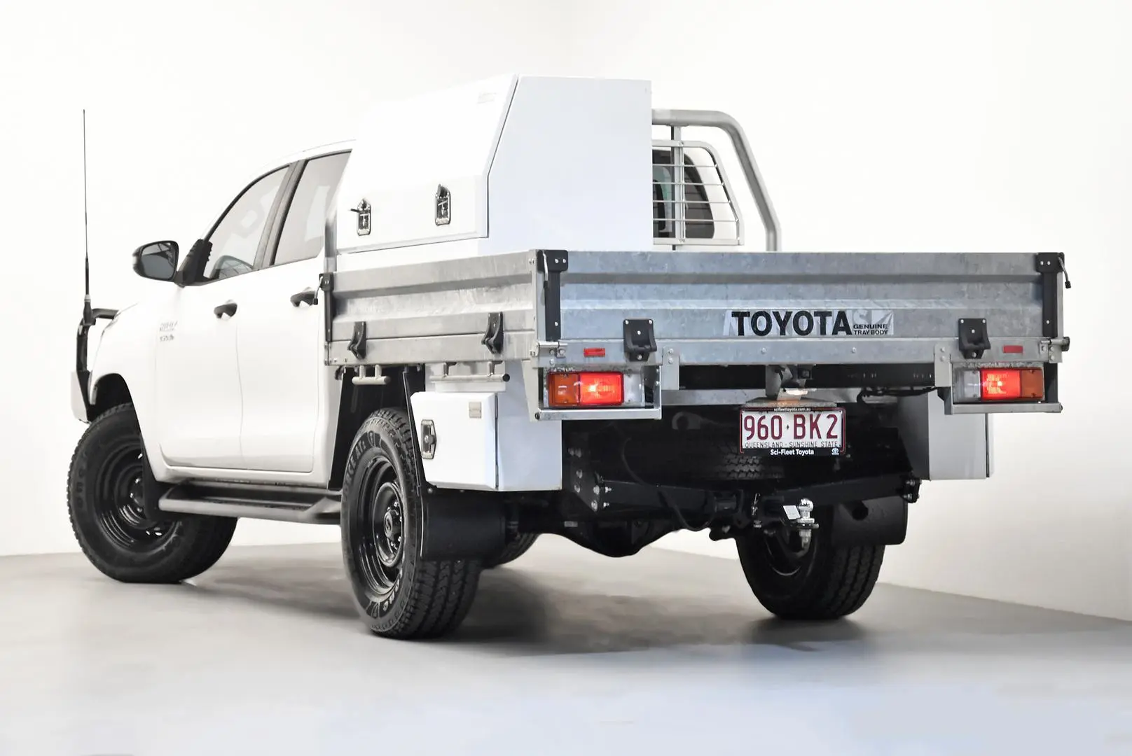 2020 Toyota Hilux Gallery Image 5