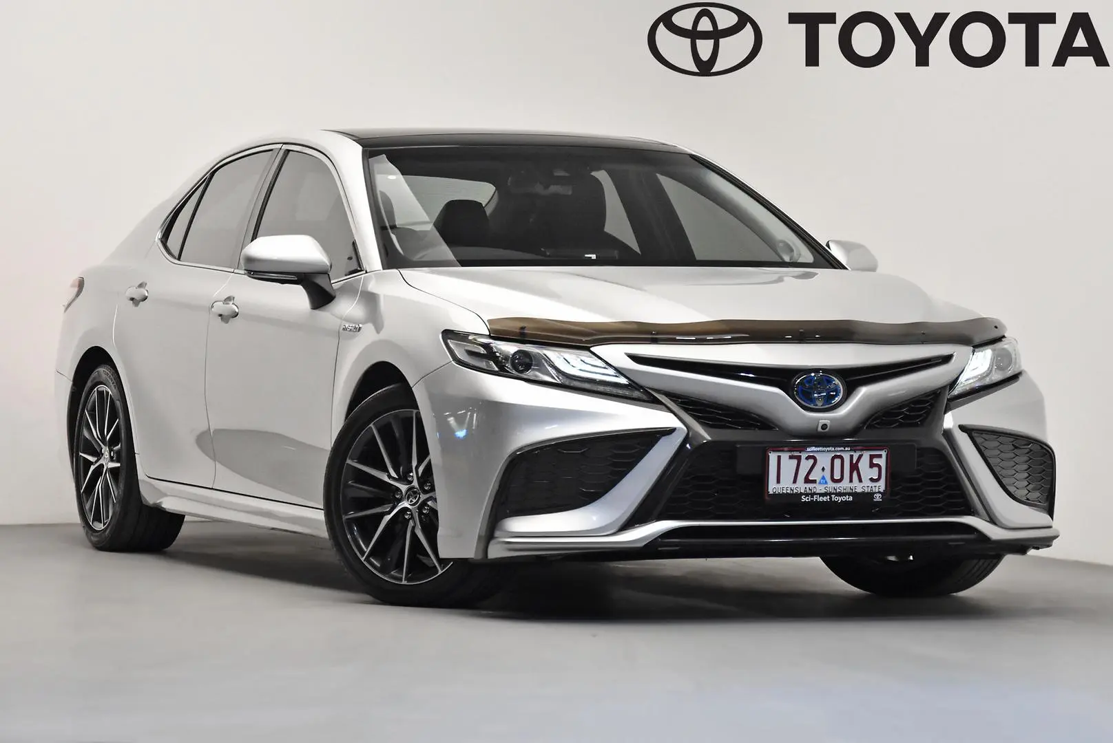 2021 Toyota Camry Gallery Image 1
