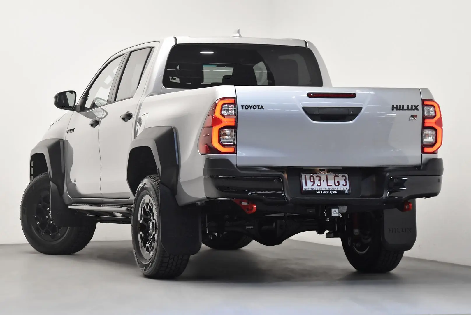 2024 Toyota Hilux Gallery Image 5