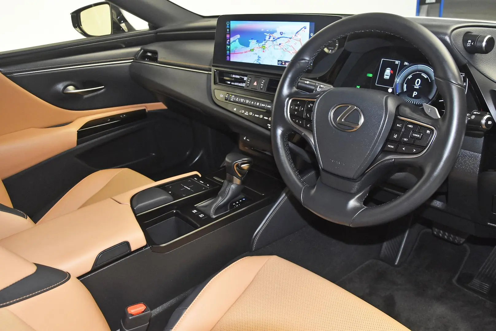 2022 Lexus ES Gallery Image 8