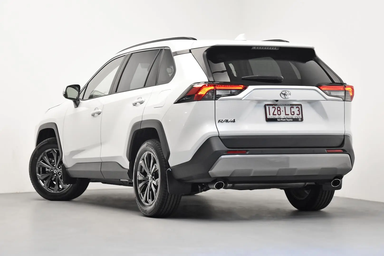 2024 Toyota RAV4 Gallery Image 5