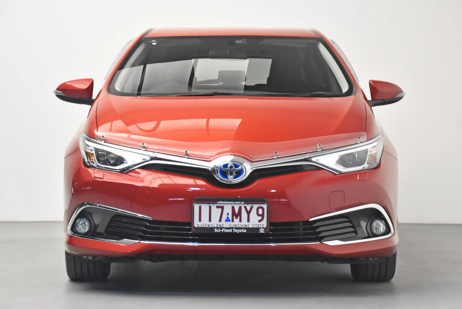 2018 Toyota Corolla Gallery Image 2