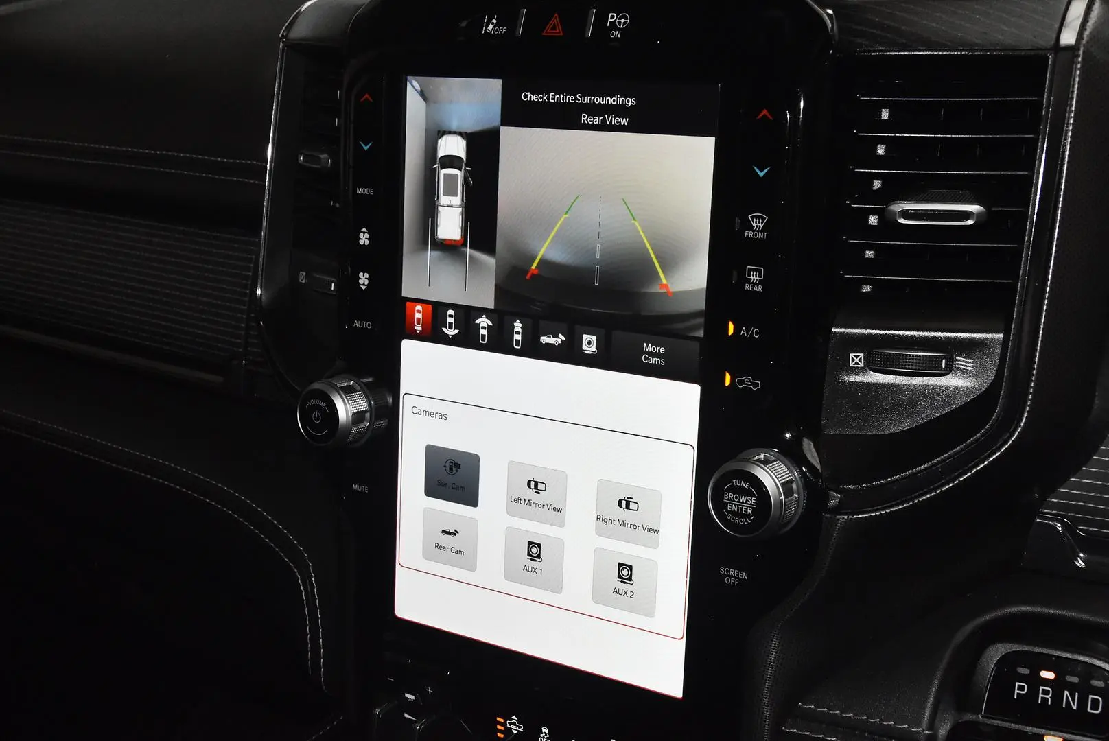 2024 RAM 1500 Gallery Image 14