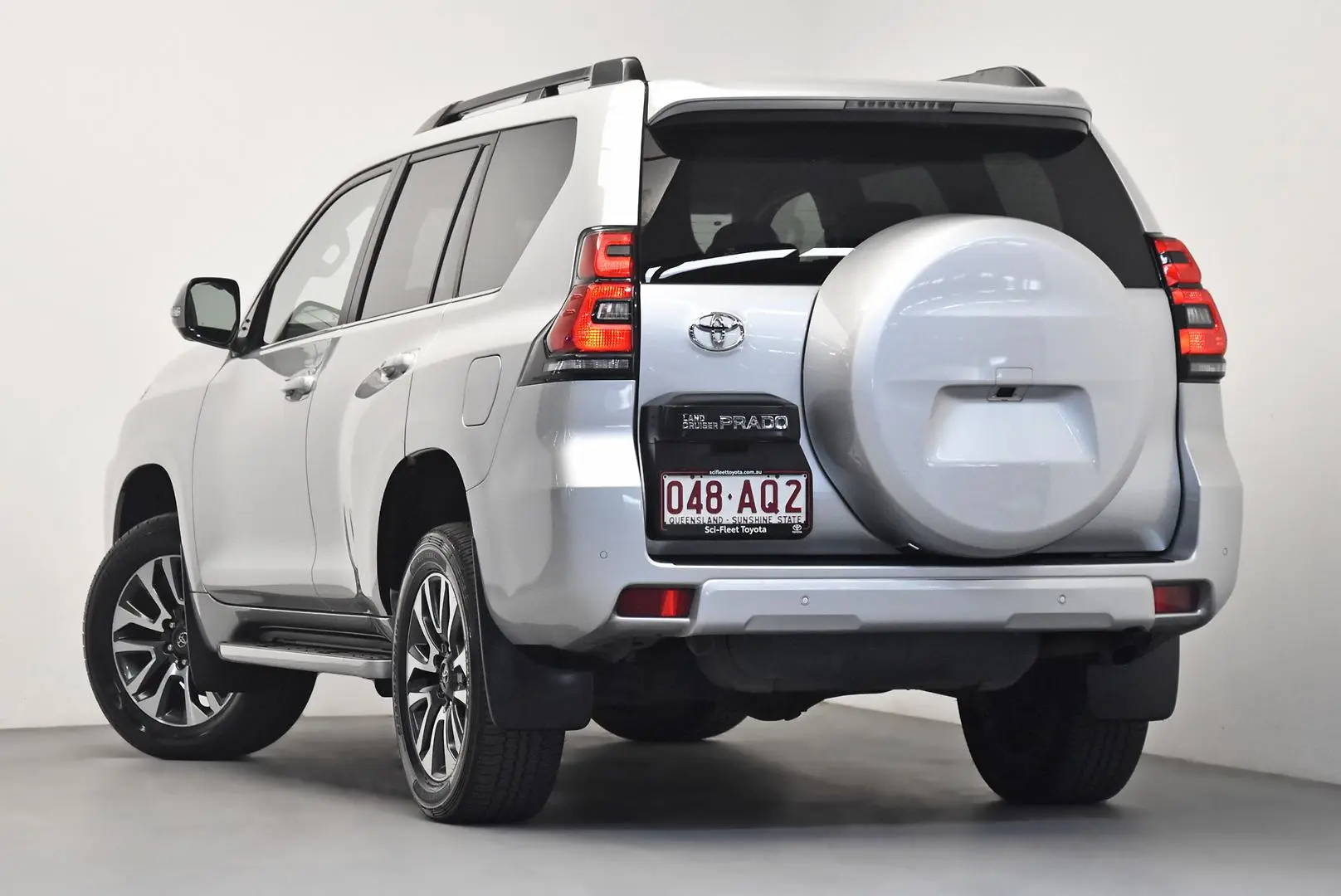 2021 Toyota Landcruiser Prado Gallery Image 5