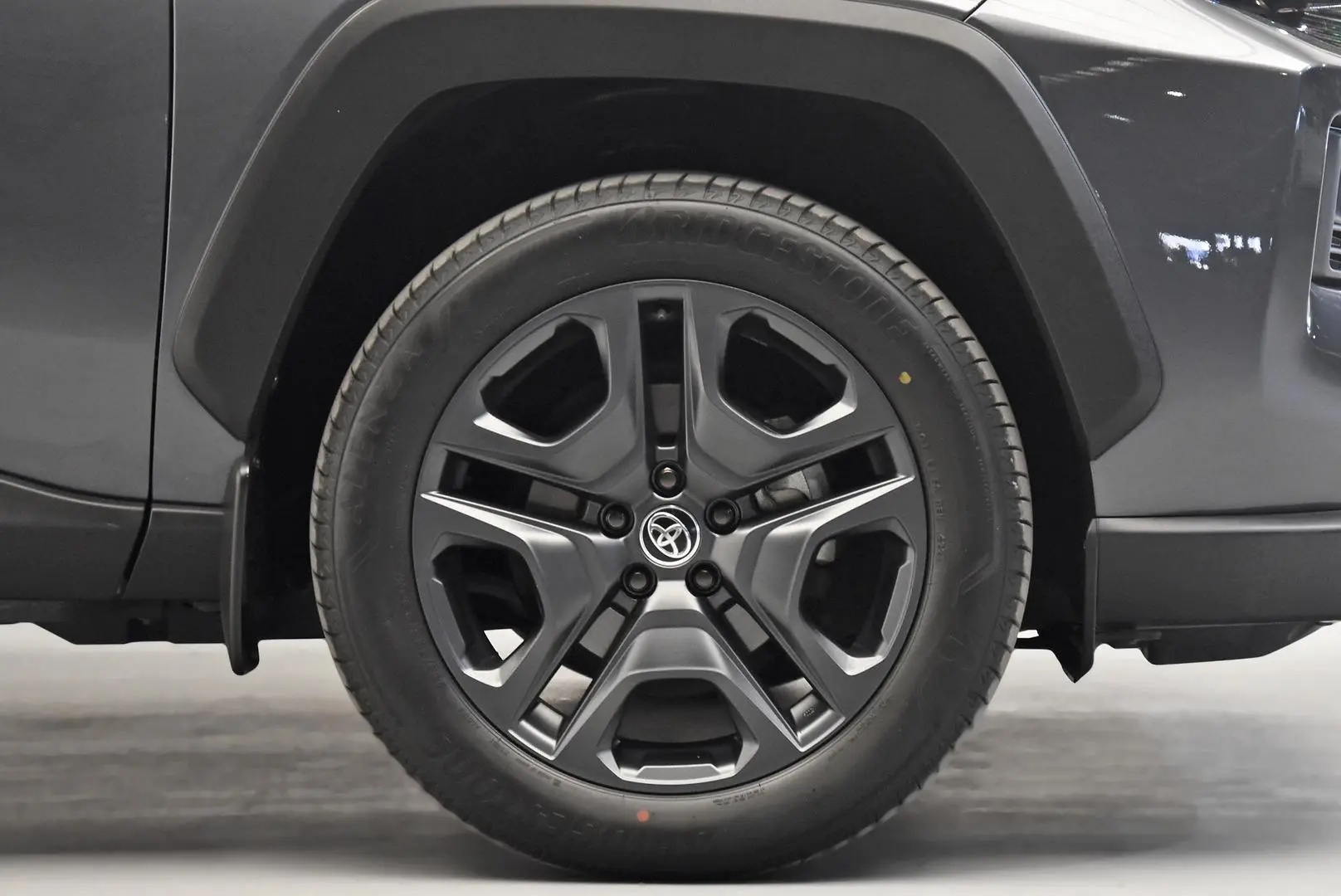 2022 Toyota RAV4 Gallery Image 25