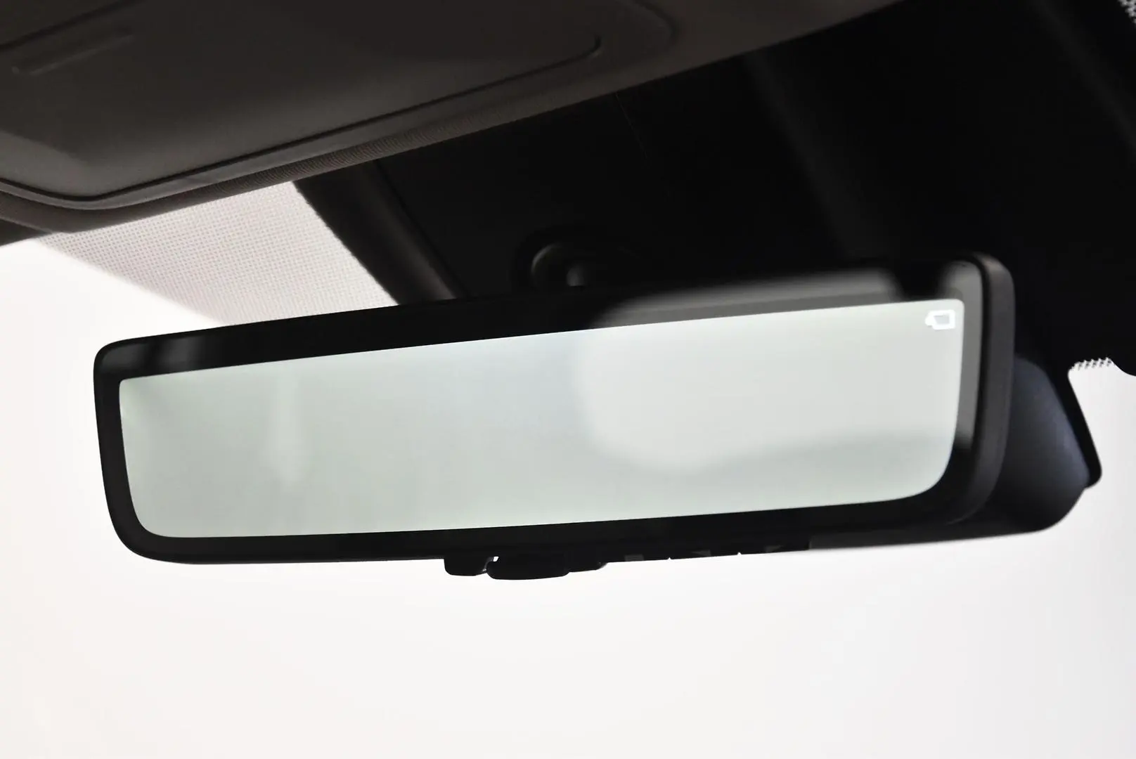 2024 Toyota RAV4 Gallery Image 14