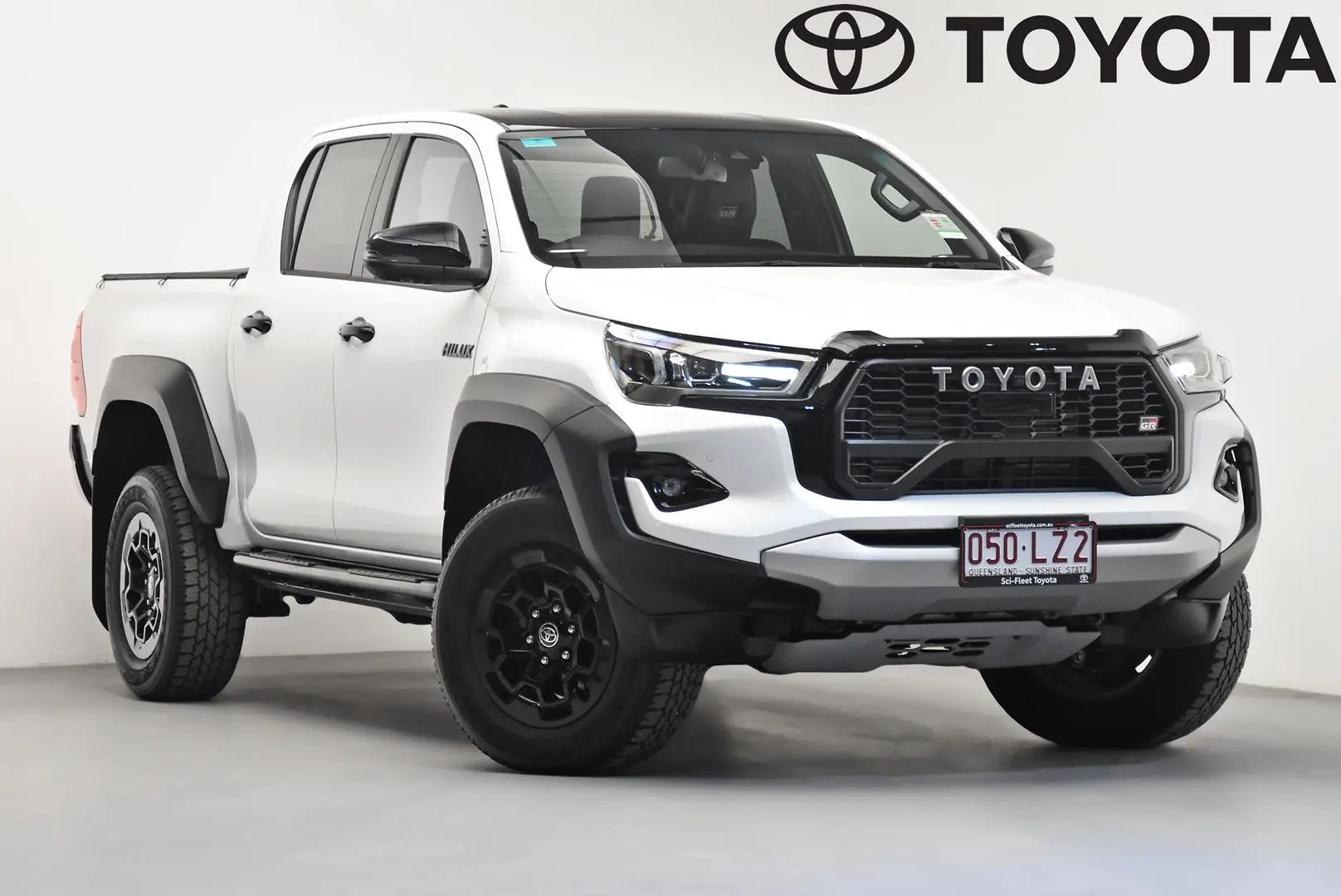 2025 Toyota Hilux Gallery Image 1