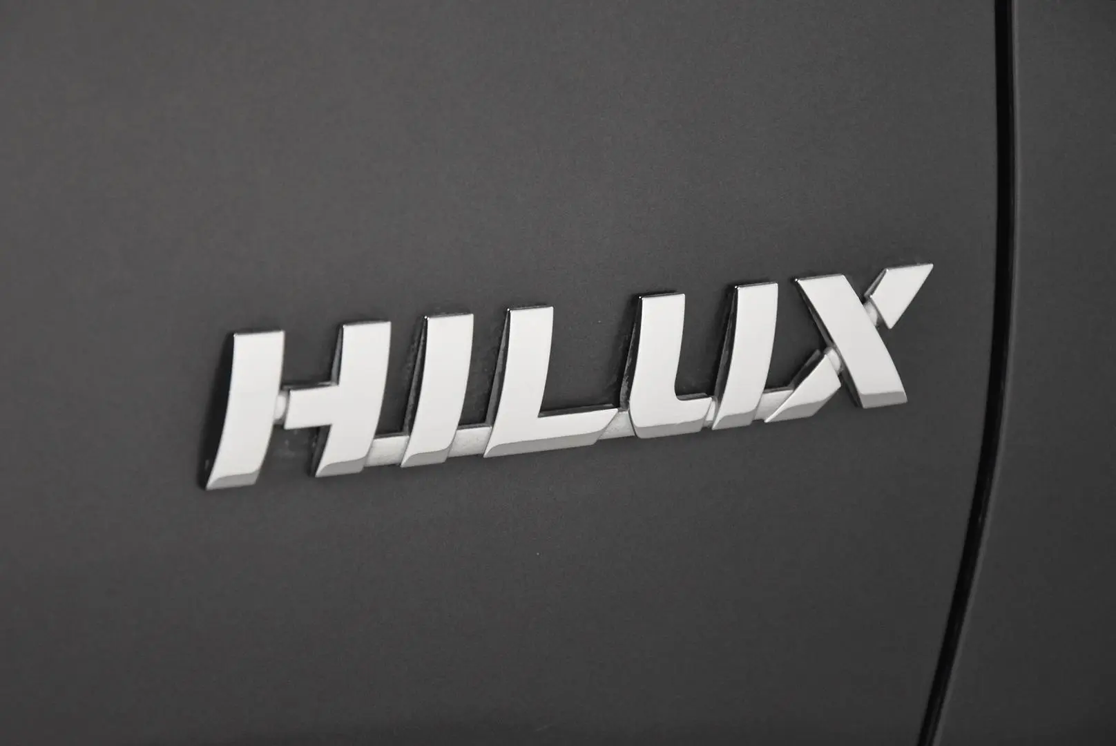 2018 Toyota Hilux Gallery Image 7