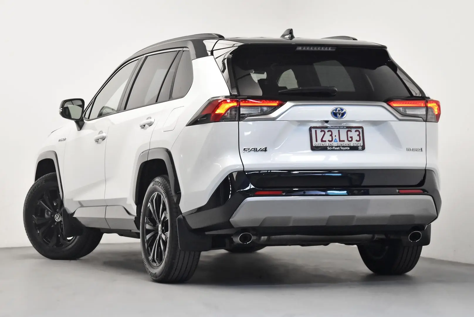 2024 Toyota RAV4 Gallery Image 5