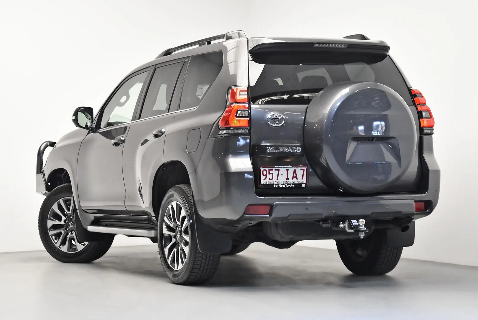 2023 Toyota Landcruiser Prado Gallery Image 5