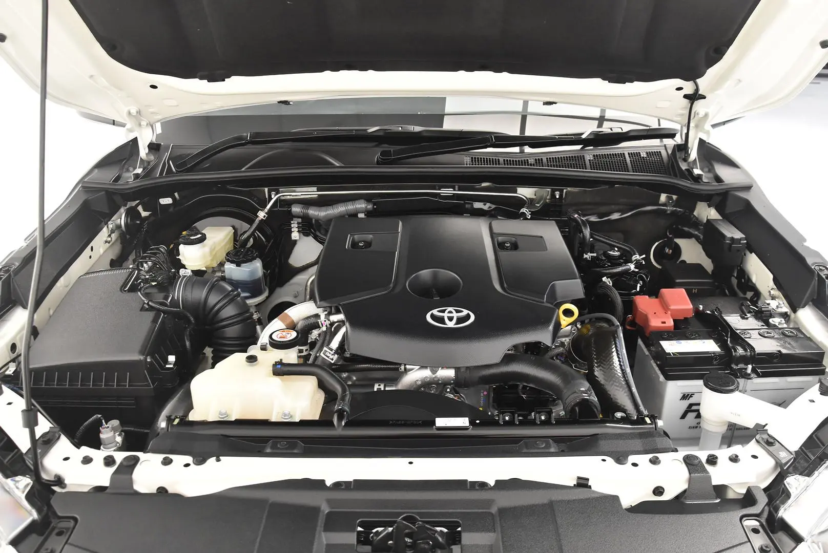 2025 Toyota Hilux Gallery Image 22