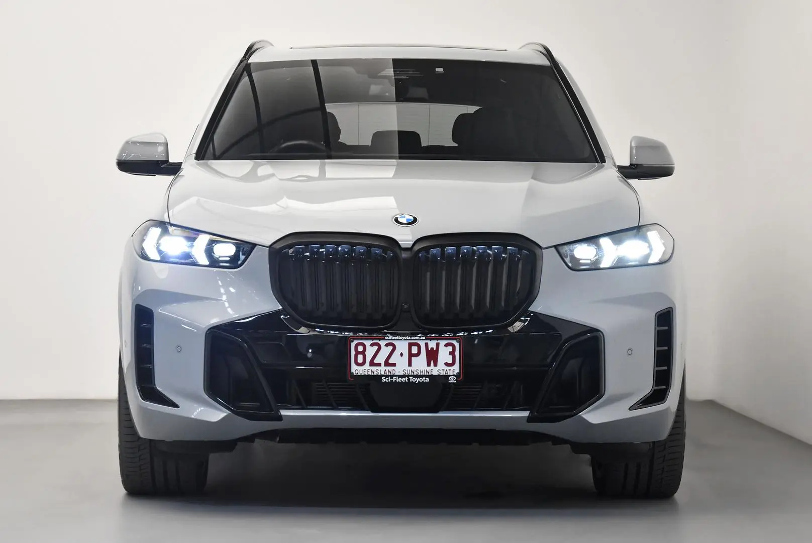 2023 BMW X5 Gallery Image 2