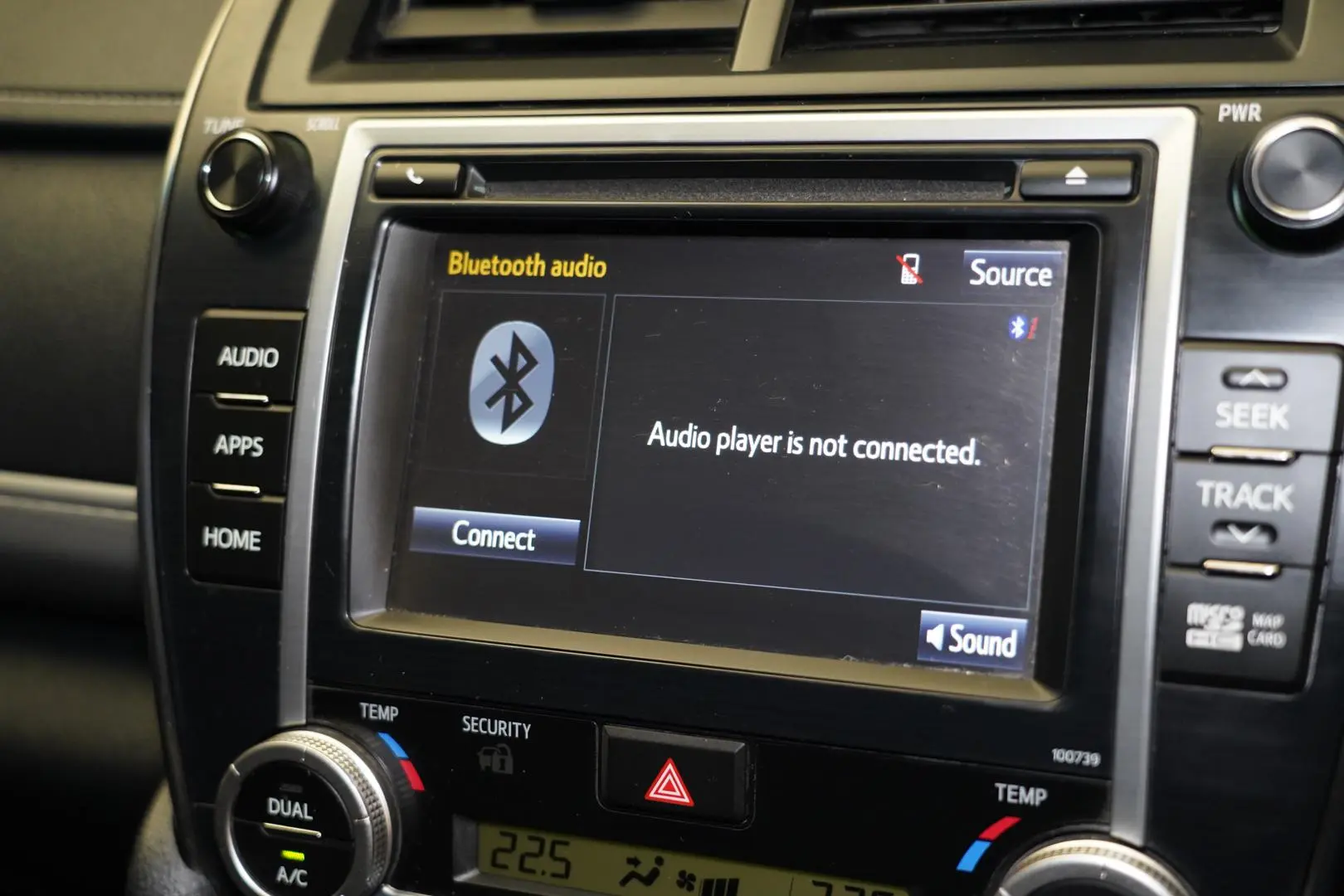 2017 Toyota Camry Gallery Image 13