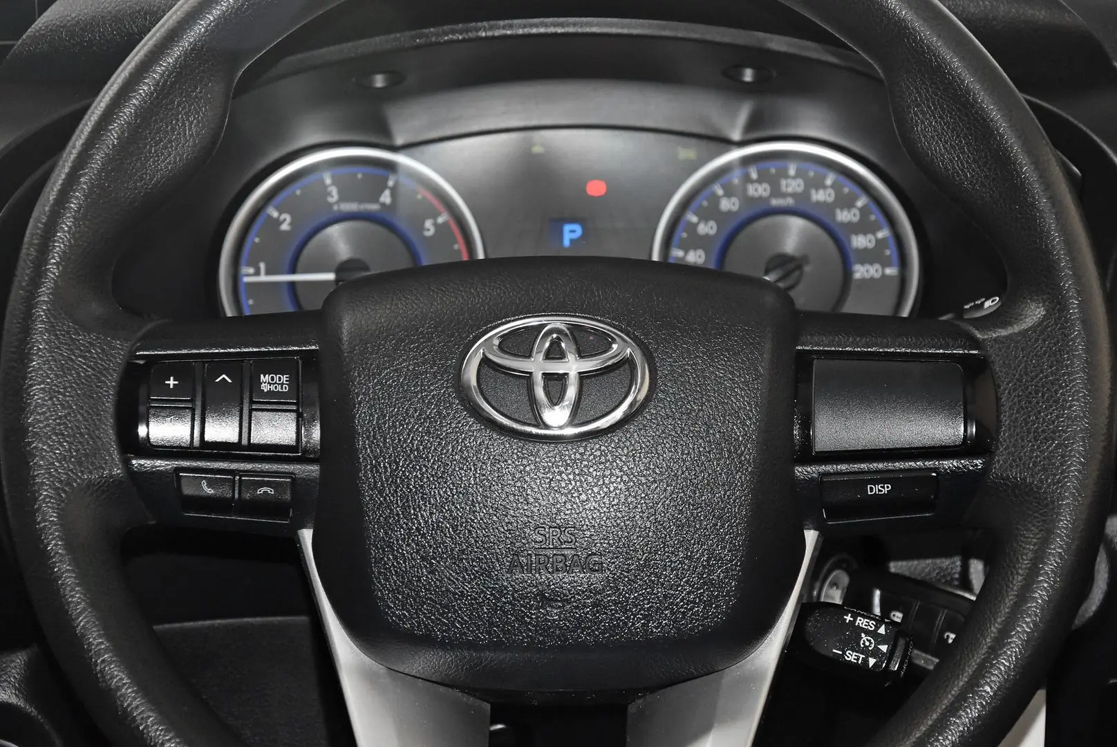 2018 Toyota Hilux Gallery Image 16