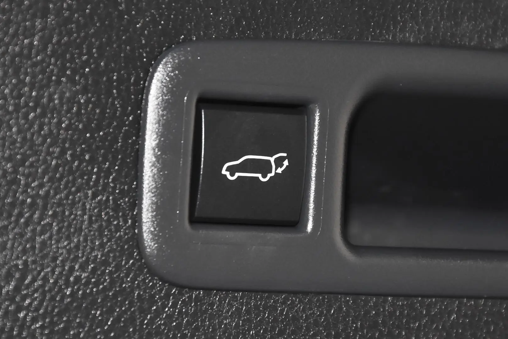 2024 Toyota Kluger Gallery Image 23