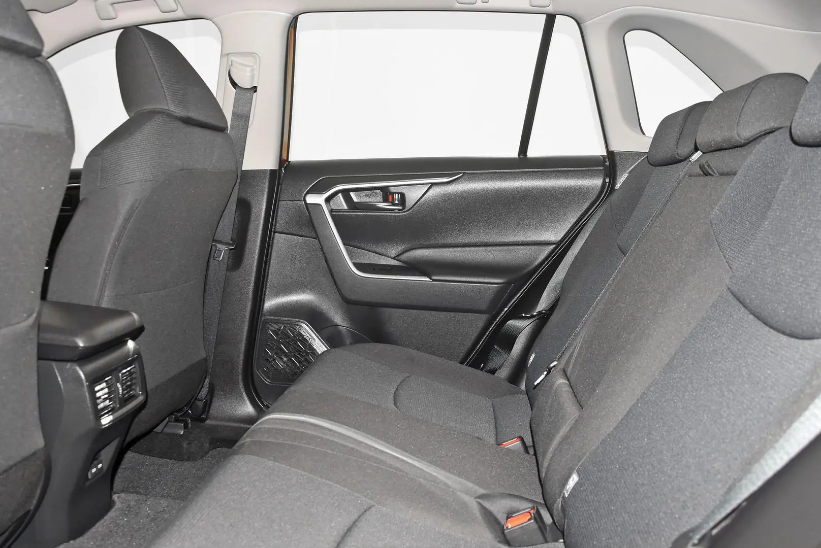 2024 Toyota RAV4 Gallery Image 19