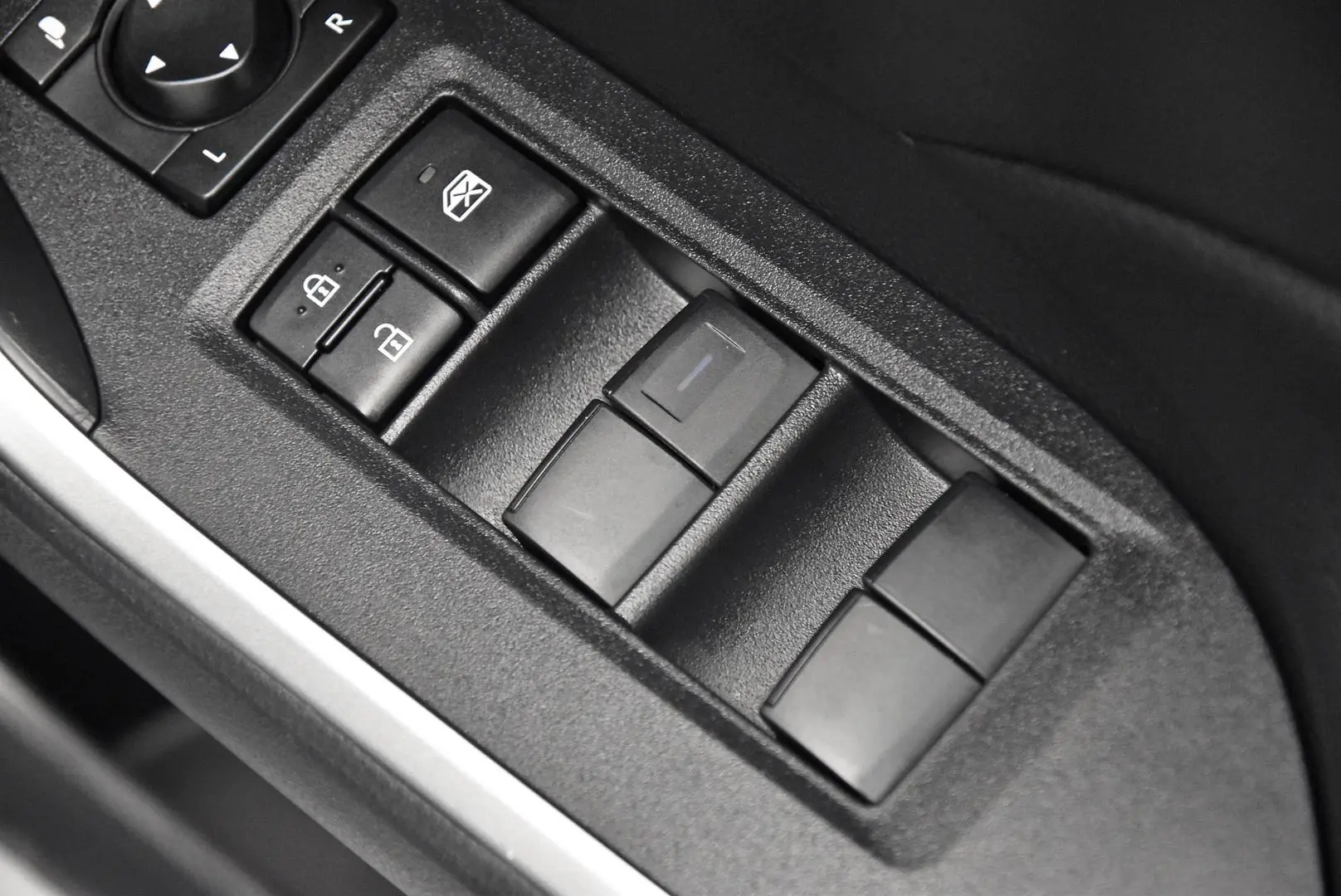 2024 Toyota RAV4 Gallery Image 10
