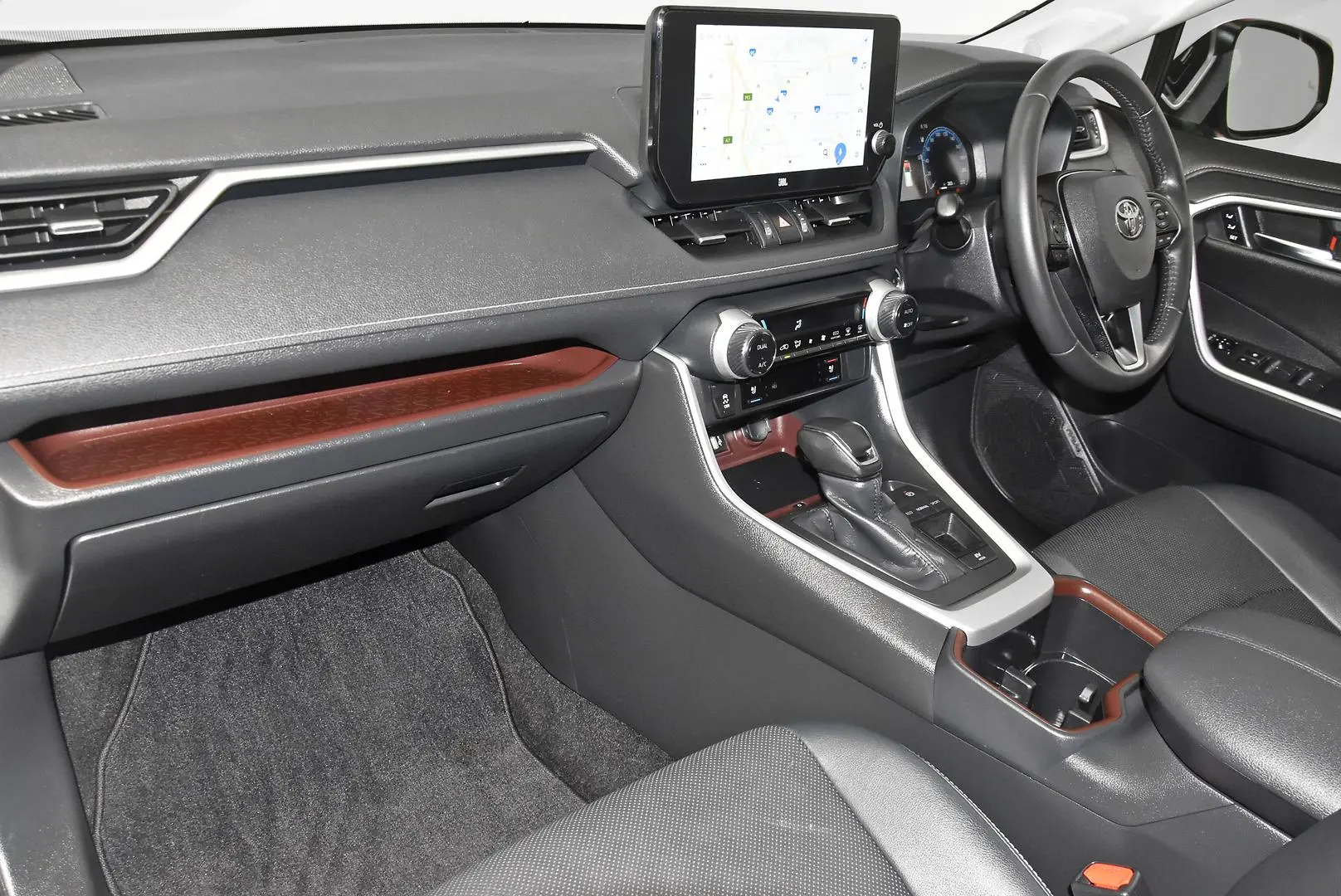 2023 Toyota RAV4 Gallery Image 17