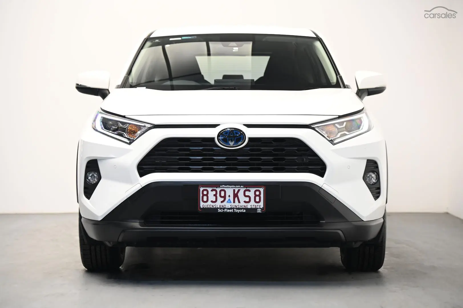 2020 Toyota RAV4 Image 2