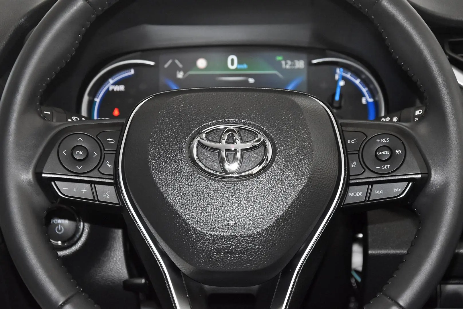 2025 Toyota RAV4 Gallery Image 16