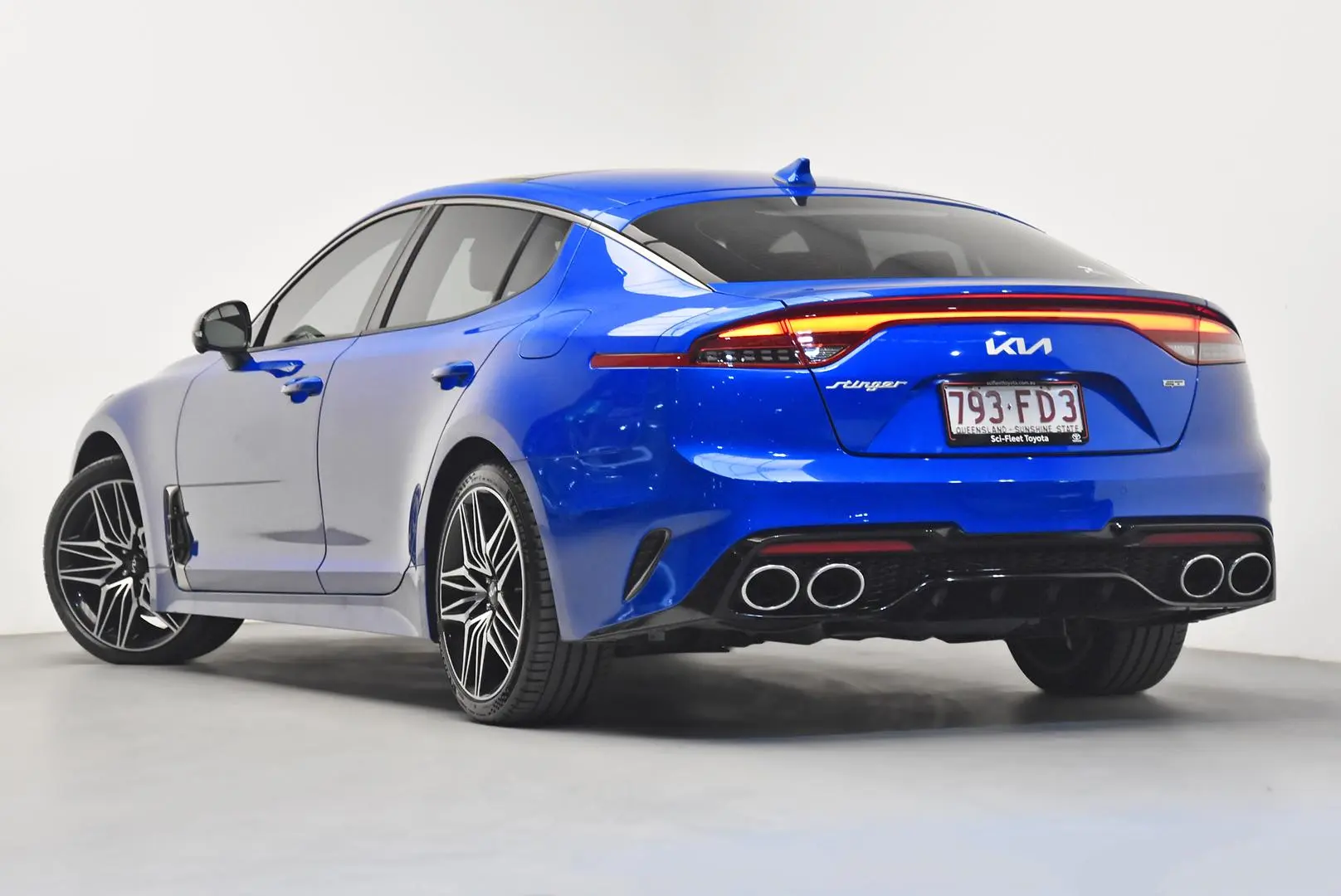 2022 Kia Stinger Gallery Image 5