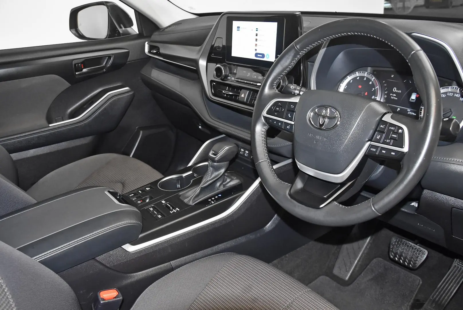 2022 Toyota Kluger Gallery Image 8