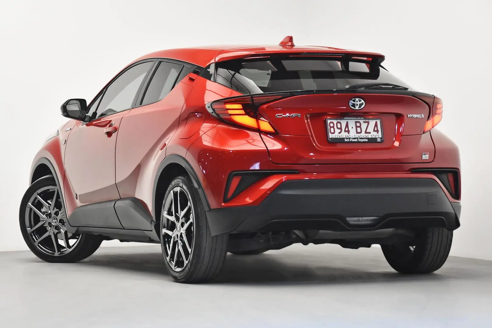 2021 Toyota C-HR Gallery Image 5