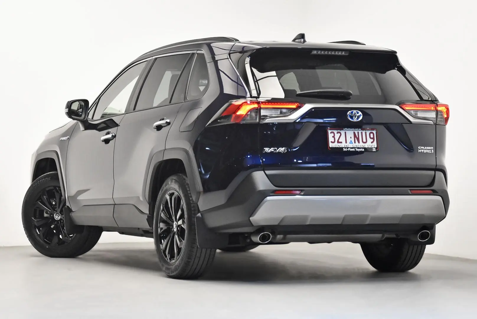 2024 Toyota RAV4 Gallery Image 5