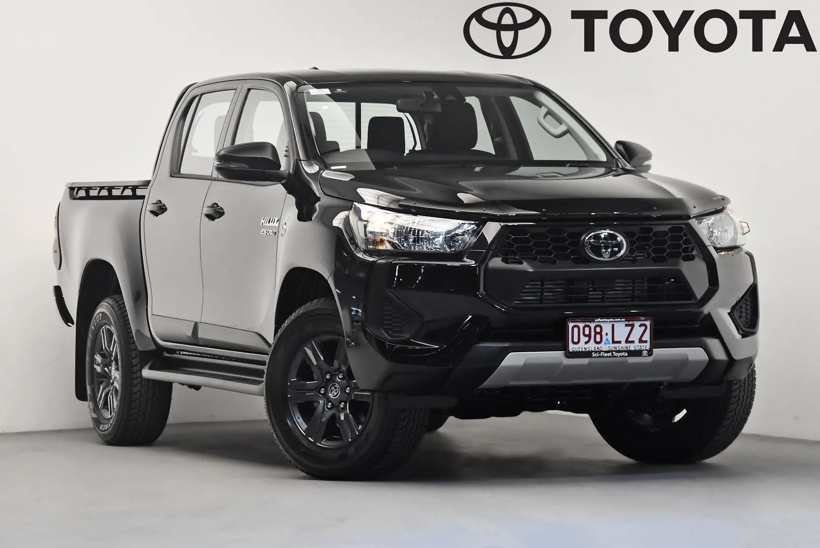 2025 Toyota Hilux Gallery Image 1