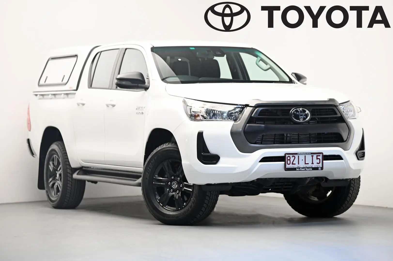 2023 Toyota Hilux Gallery Image 1