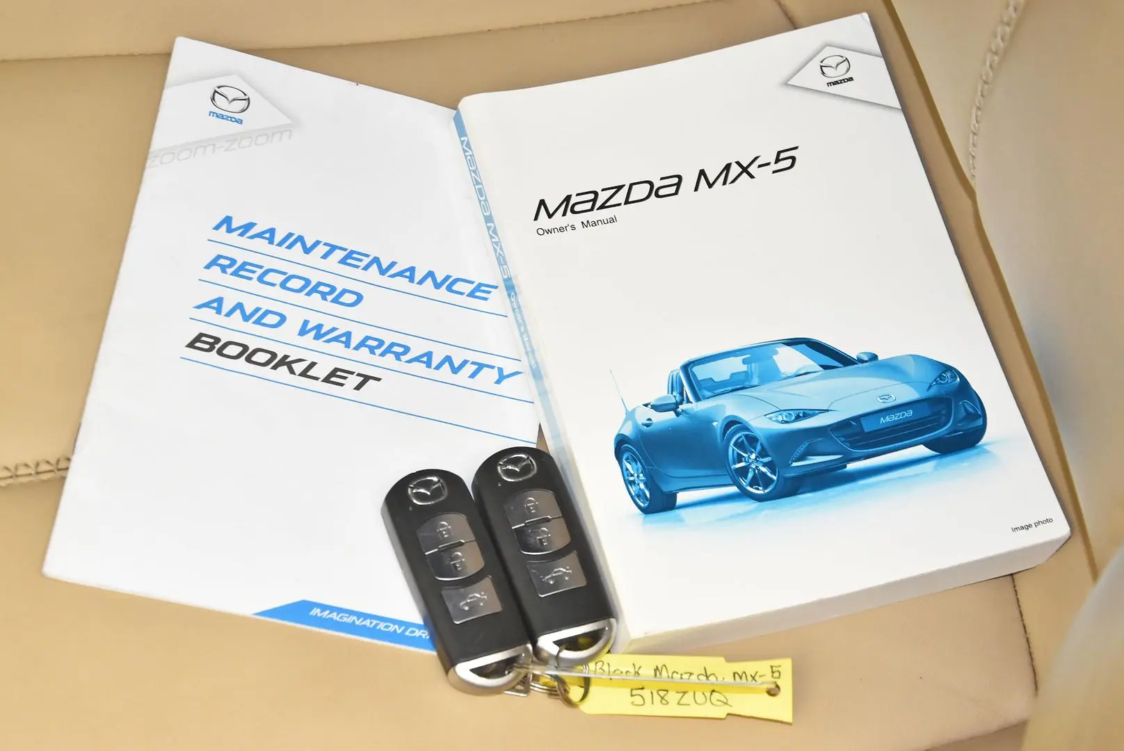 2015 Mazda MX-5 Gallery Image 17