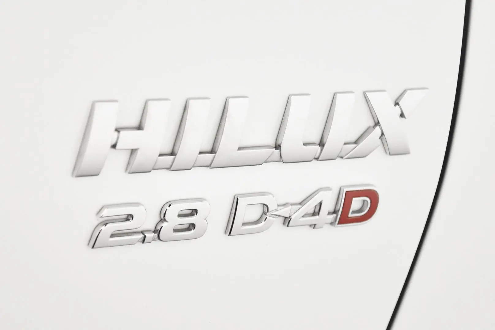 2020 Toyota Hilux Gallery Image 8